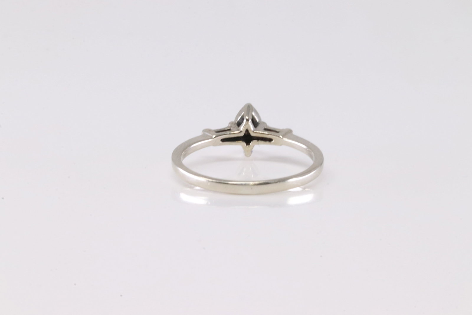 Diamond Ring 14Kt. - 4
