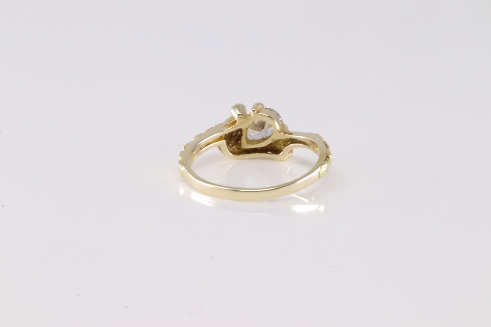 Diamond Ring 10Kt. - 4