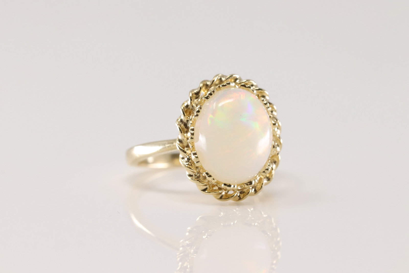 Opal Gemstone Ring 14Kt. - 2