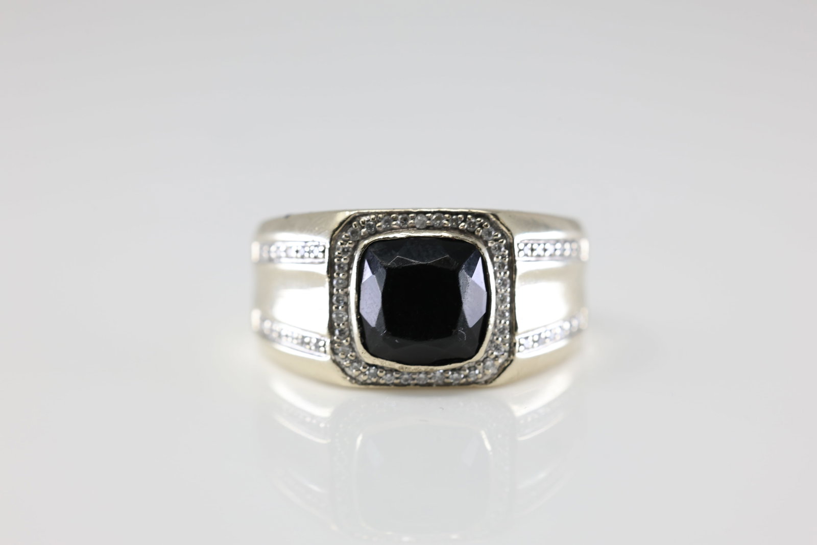 Black Onyx & Diamond Ring 14Kt. (1 of 4)