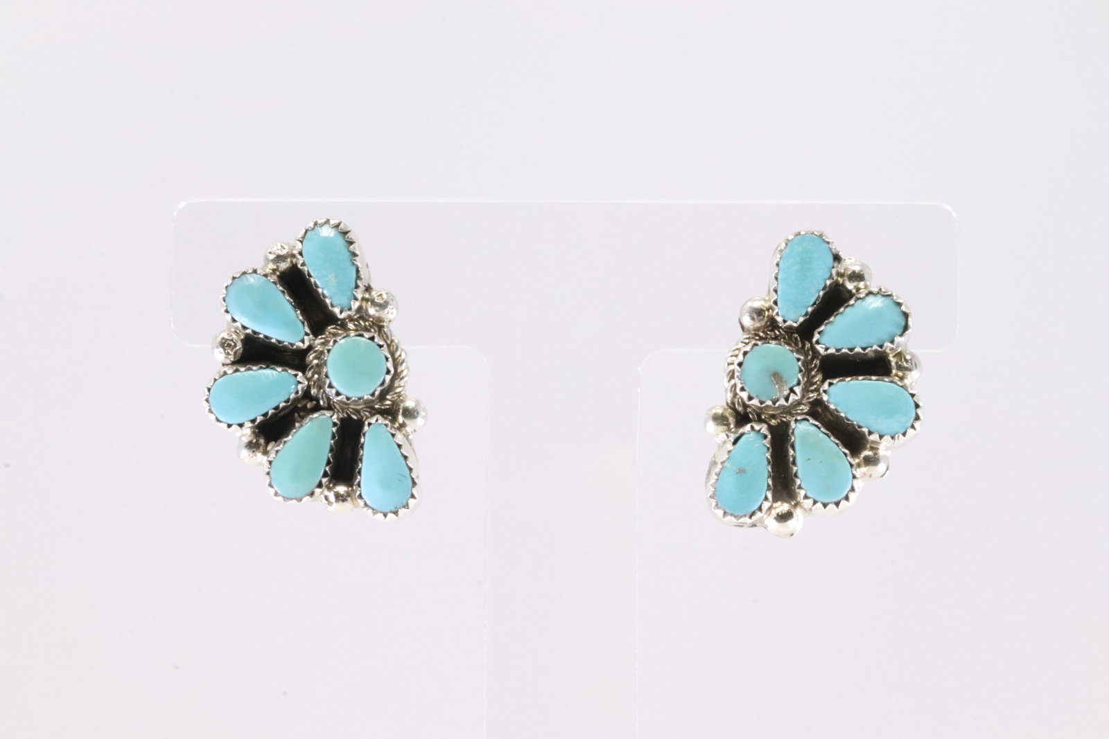 Native America Zuni Sterling Silver Kingman Turquoise Post Earring By Alicia Wilson.: This is a Native America Zuni Sterling Silver Kingman Turquoise Post Earring By Alicia Wilson.