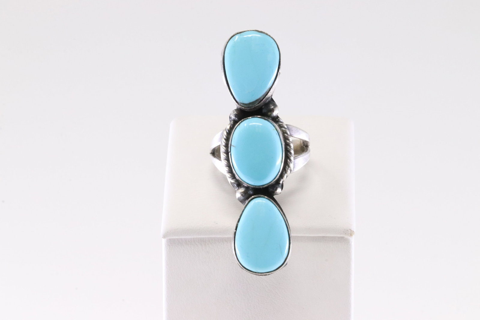 Native America Navajo Sterling Silver Turquoise Ring By M.: This is a Native America Navajo Sterling Silver Turquoise Ring By M. Stamp M. Ring Size: 8.00.