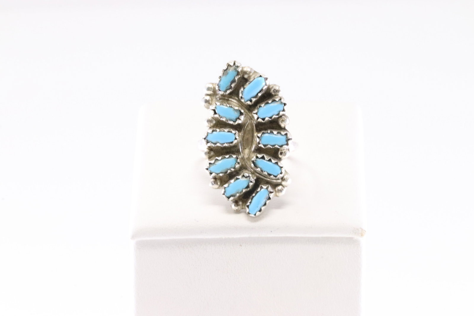 America Sterling Silver Turquoise Ring. (1 of 4)