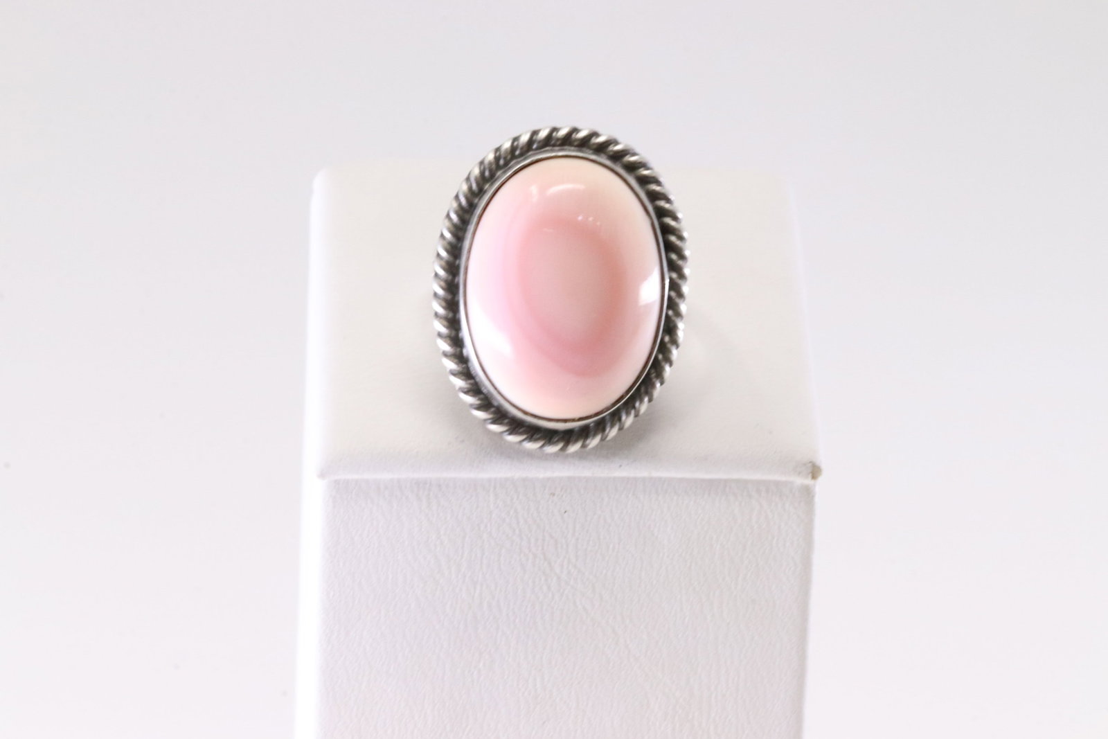 Native America Navajo Sterling Silver Pink Conch Ring By B. (1 of 4)