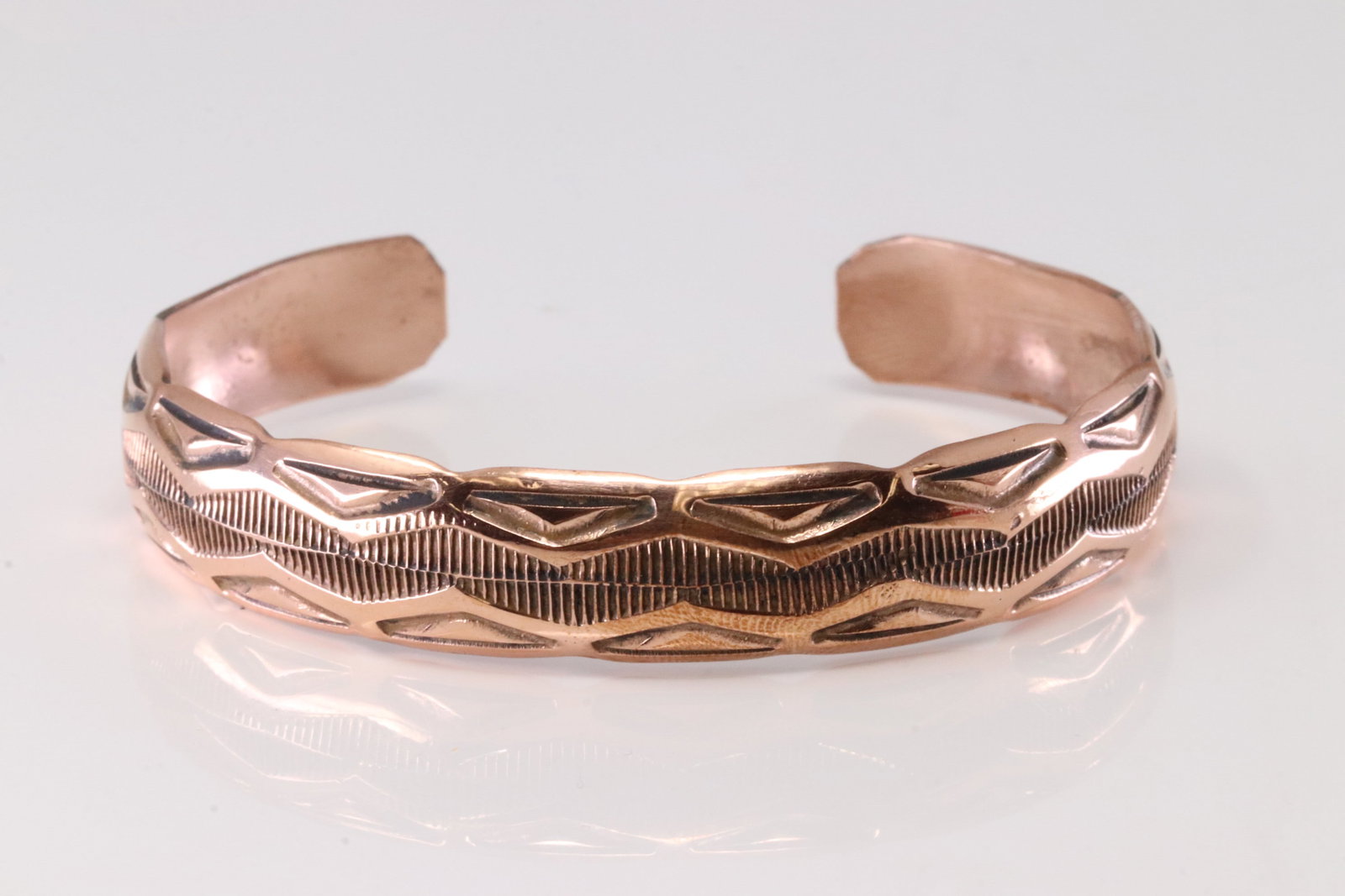 America Navajo Copper Bracelet Cuff. (1 of 4)