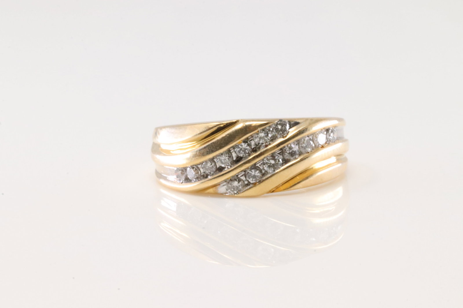 Wedding Diamond Ring 14Kt. (1 of 4)