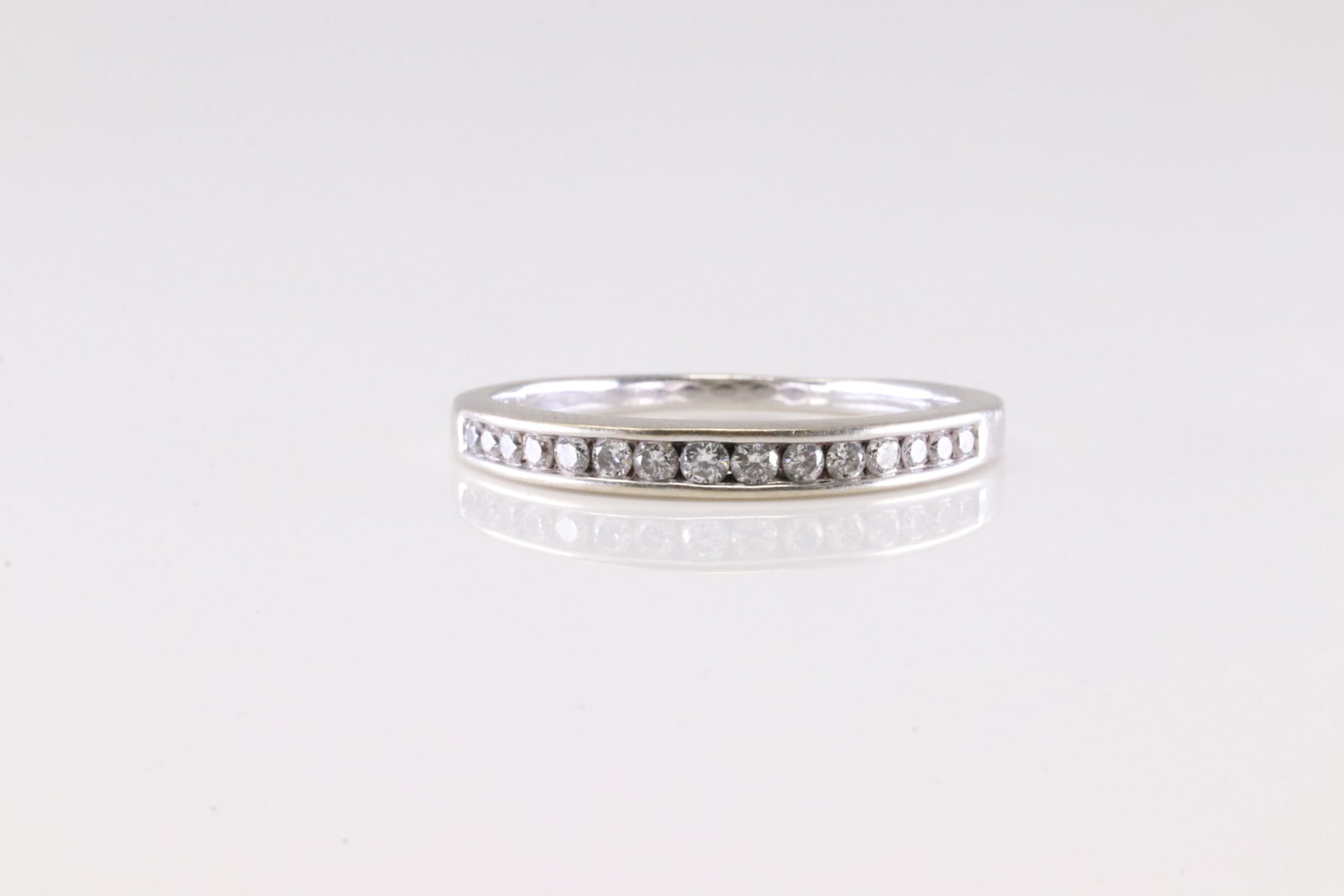 Diamond Ring 14Kt. (1 of 4)