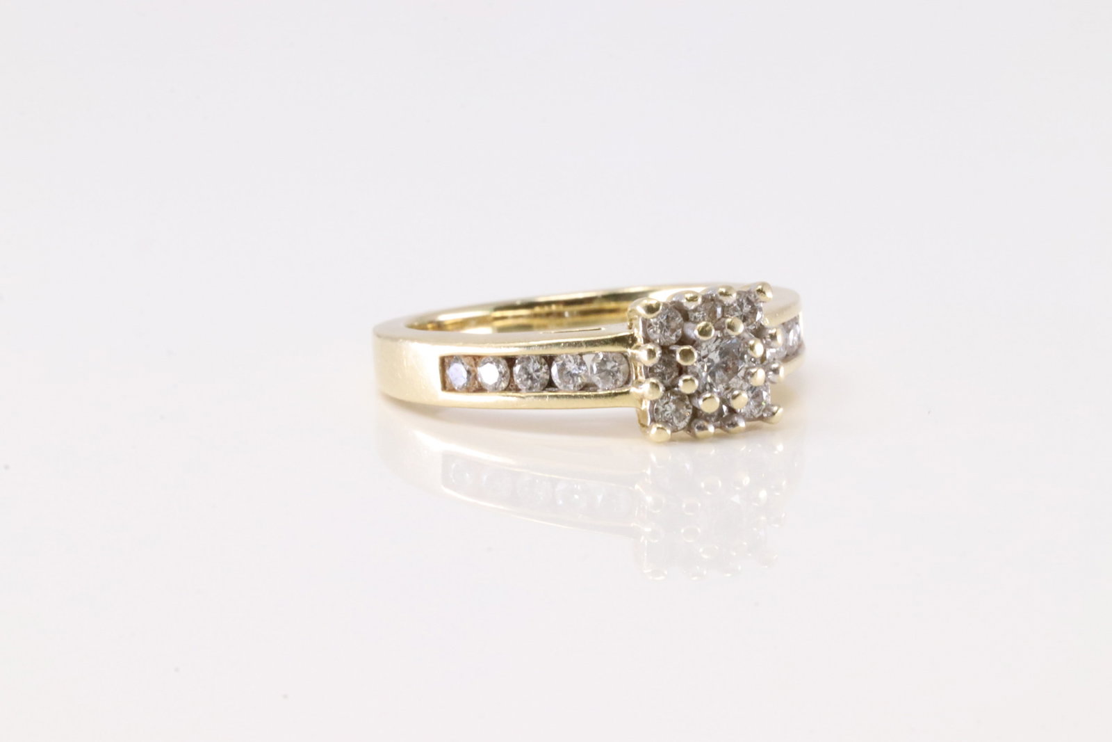 Diamond Ring 14Kt. - 2