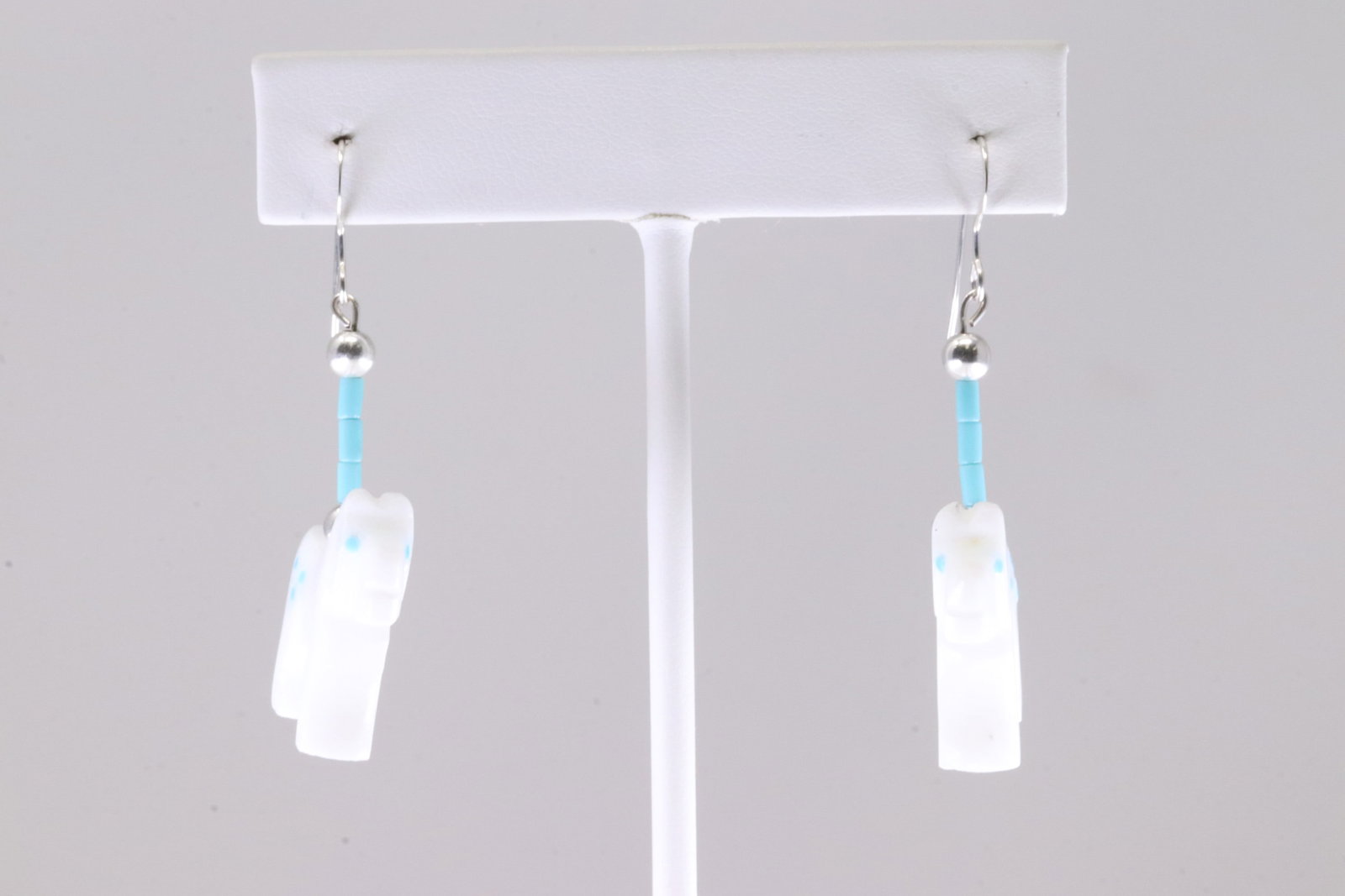 America Sterling Silver Heishi & Turquoise Horse Dangling Earring's.: This is a America Sterling Silver Heishi & Turquoise Horse Dangling Earring's.
