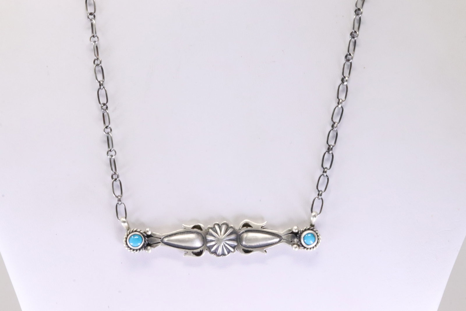 Native America Navajo Sterling Silver Turquoise Necklace. (1 of 4)