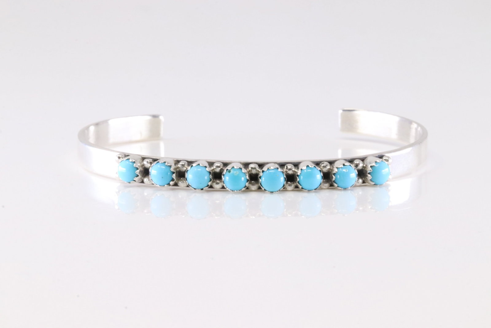 Native America Navajo Sterling Silver Turquoise Bracelet Cuff By S.R.Y.: This is a Native America Navajo Sterling Silver Turquoise Bracelet Cuff By S.R.Y. Stamp SRY.