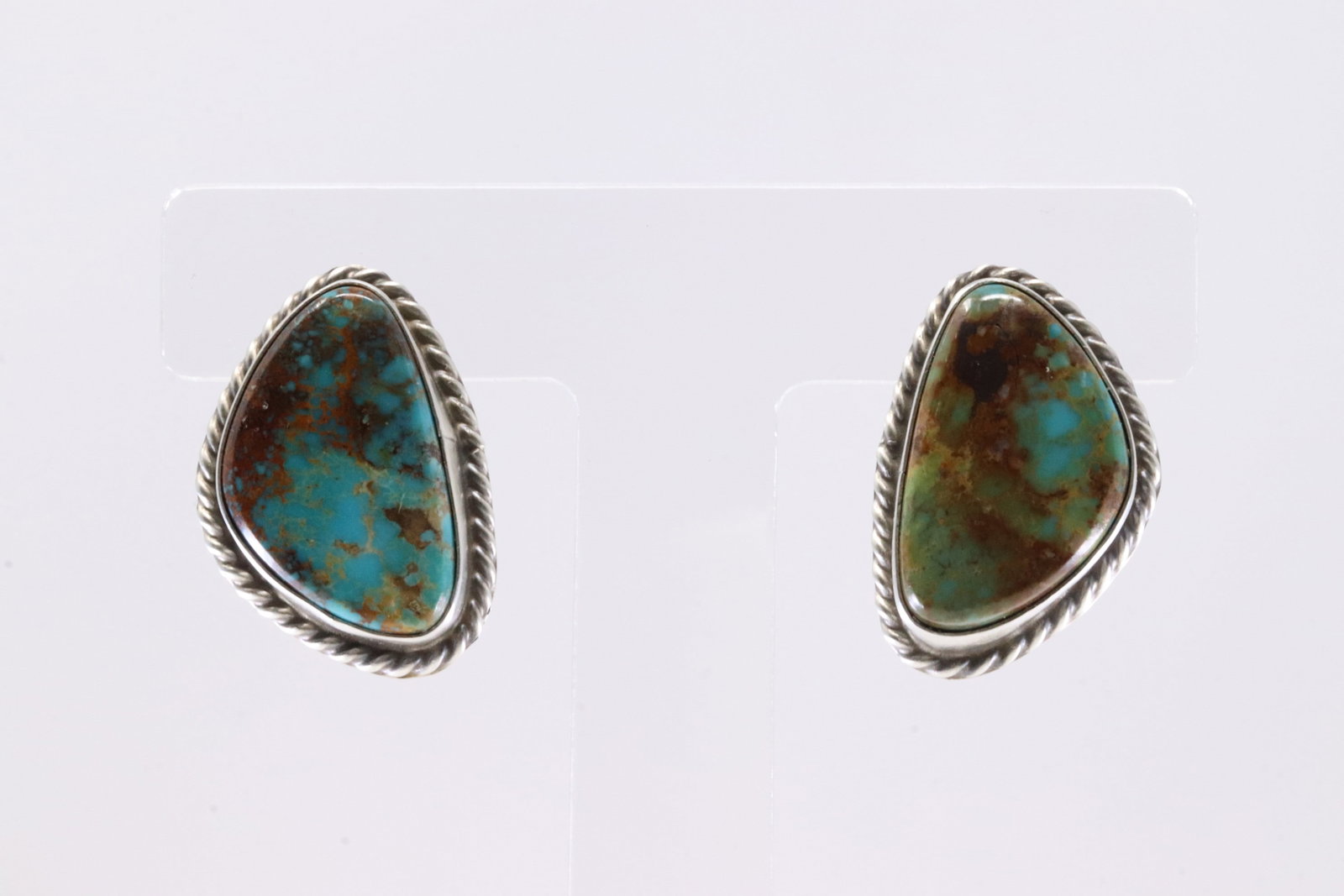 Native America Navajo Sterling Silver Turquoise Post Earring's By Chassity Belone.: This is a Native America Navajo Sterling Silver Turquoise Post Earring's By Chassity Belone. Stamp C. Belone.