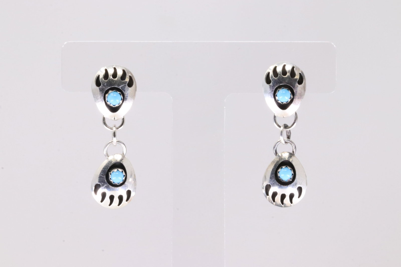 America Sterling Silver Bear Paw Turquoise Post / Dangling Earring's.: This is a America Sterling Silver Bear Paw Turquoise Post / Dangling Earring's.
