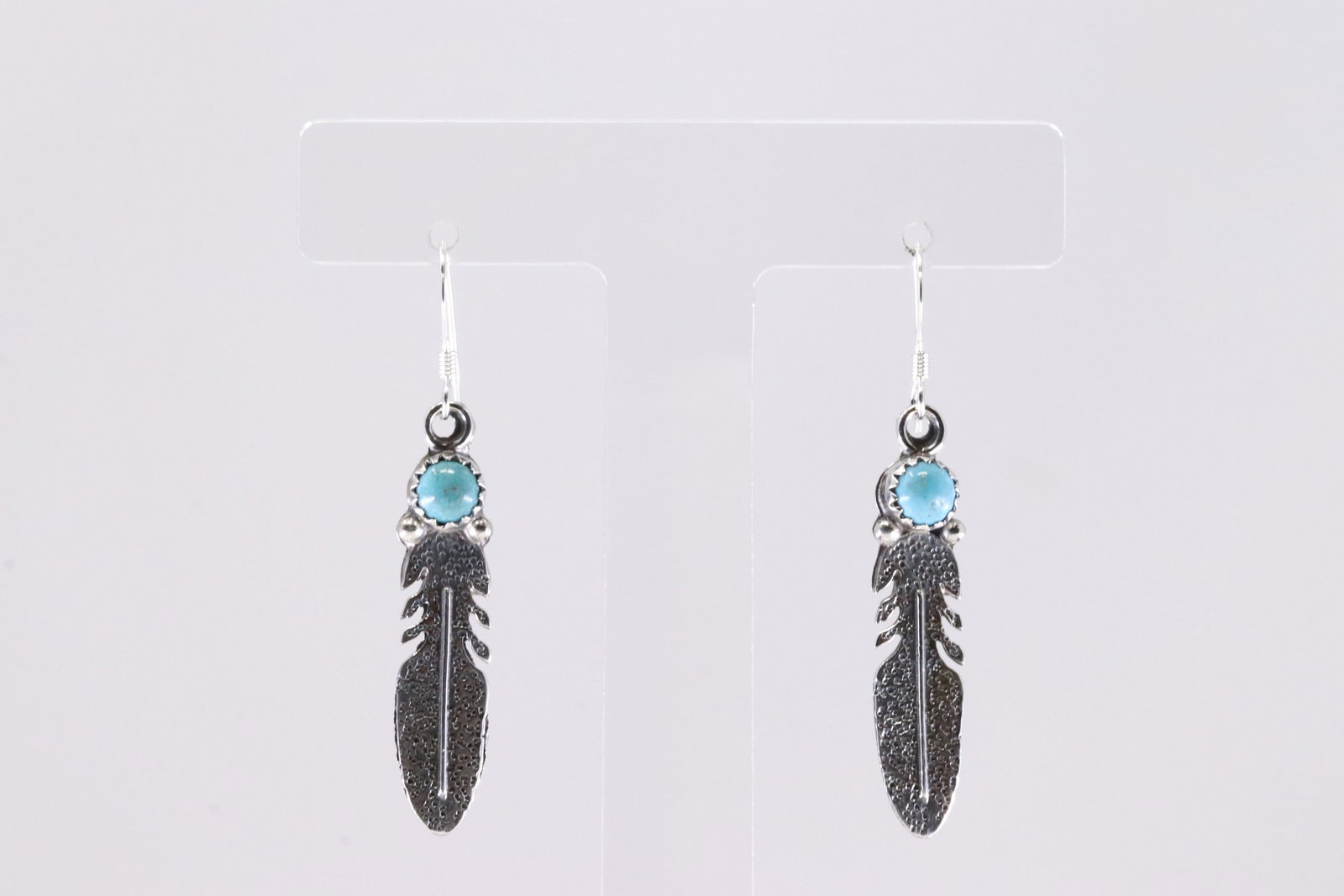 Native America Navajo Sterling Silver Turquoise Feather Dangling Earring's By Adelarae Yazzie.: This is a Native America Navajo Sterling Silver Turquoise Feather Dangling Earring's By Adelarae Yazzie. Stamp By R.B Company.