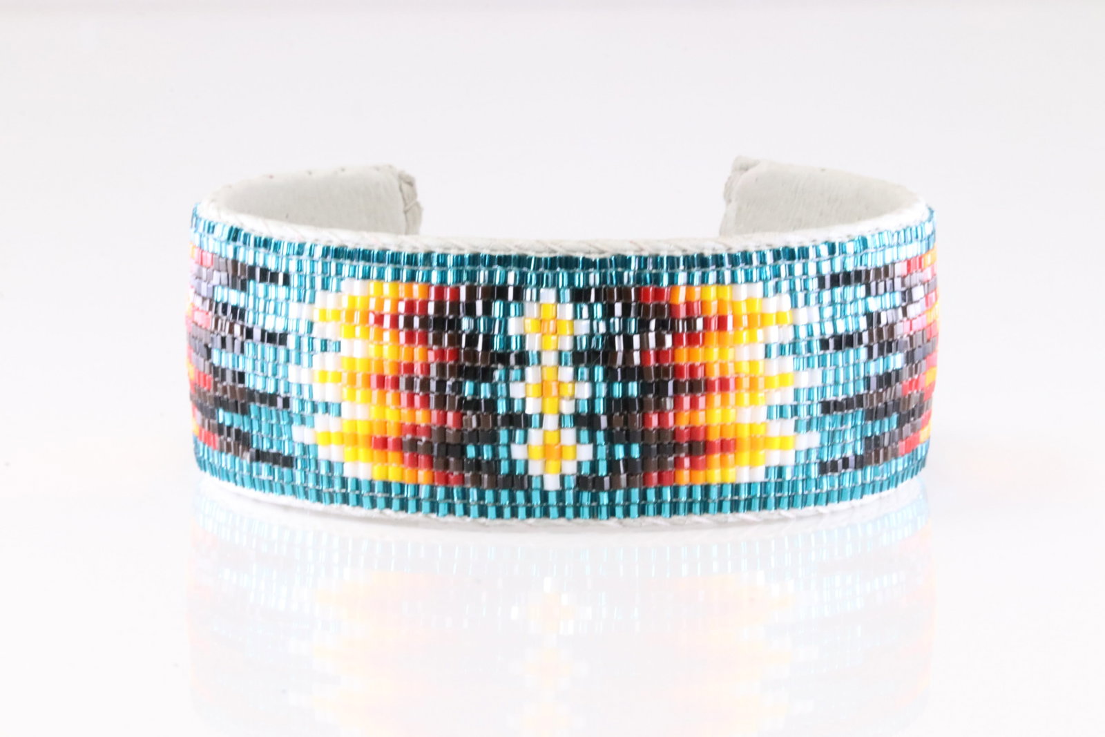 Native America Multicolor Stone Leather Bracelet Cuff. (1 of 4)