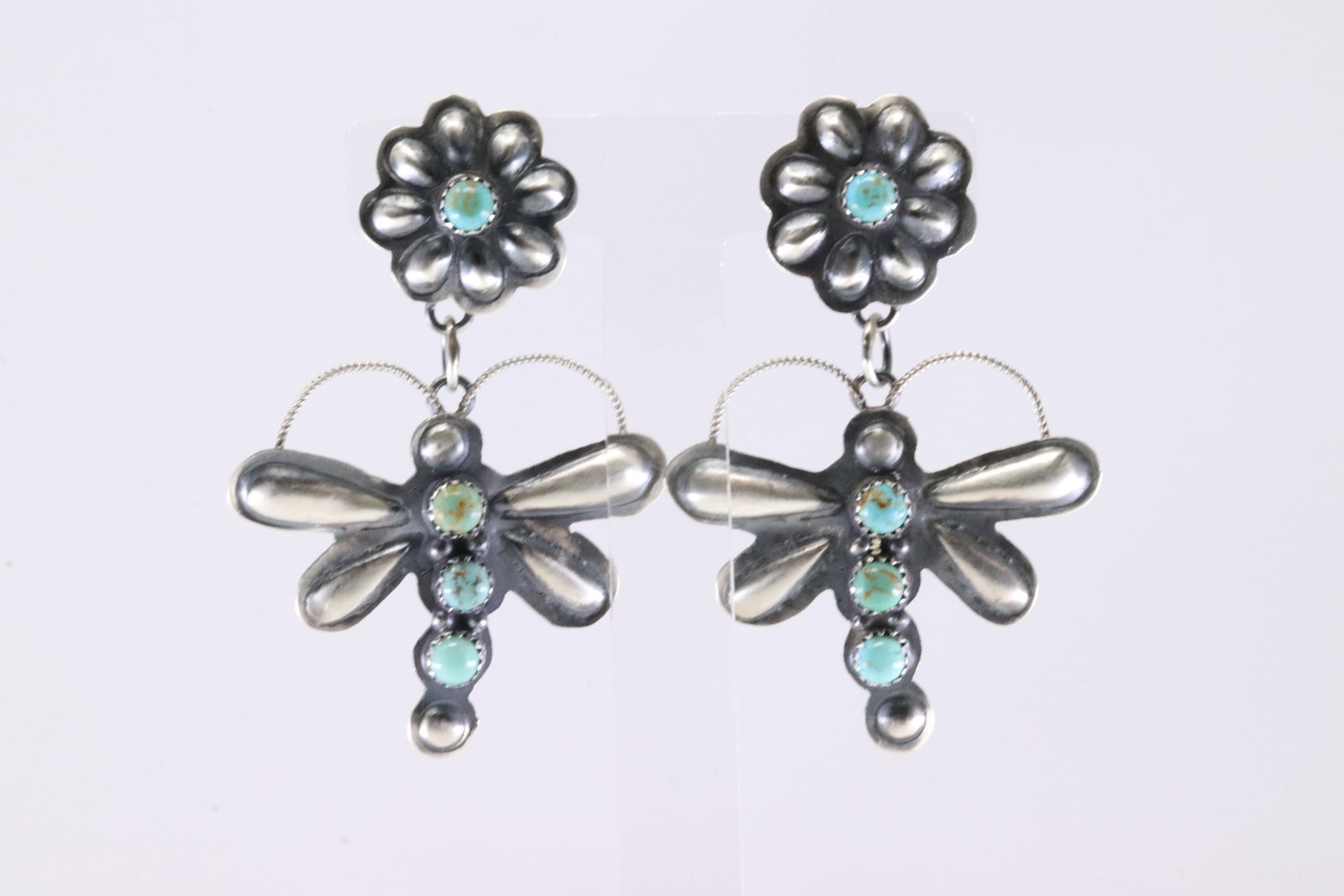 Native America Navajo Sterling Silver Kingman Turquoise Dragonfly Post Dangling Earring's By Loritta: This is a Native America Navajo Sterling Silver Kingman Turquoise Dragonfly Post Dangling Earring's By Loritta Chee. Stamp GTY.