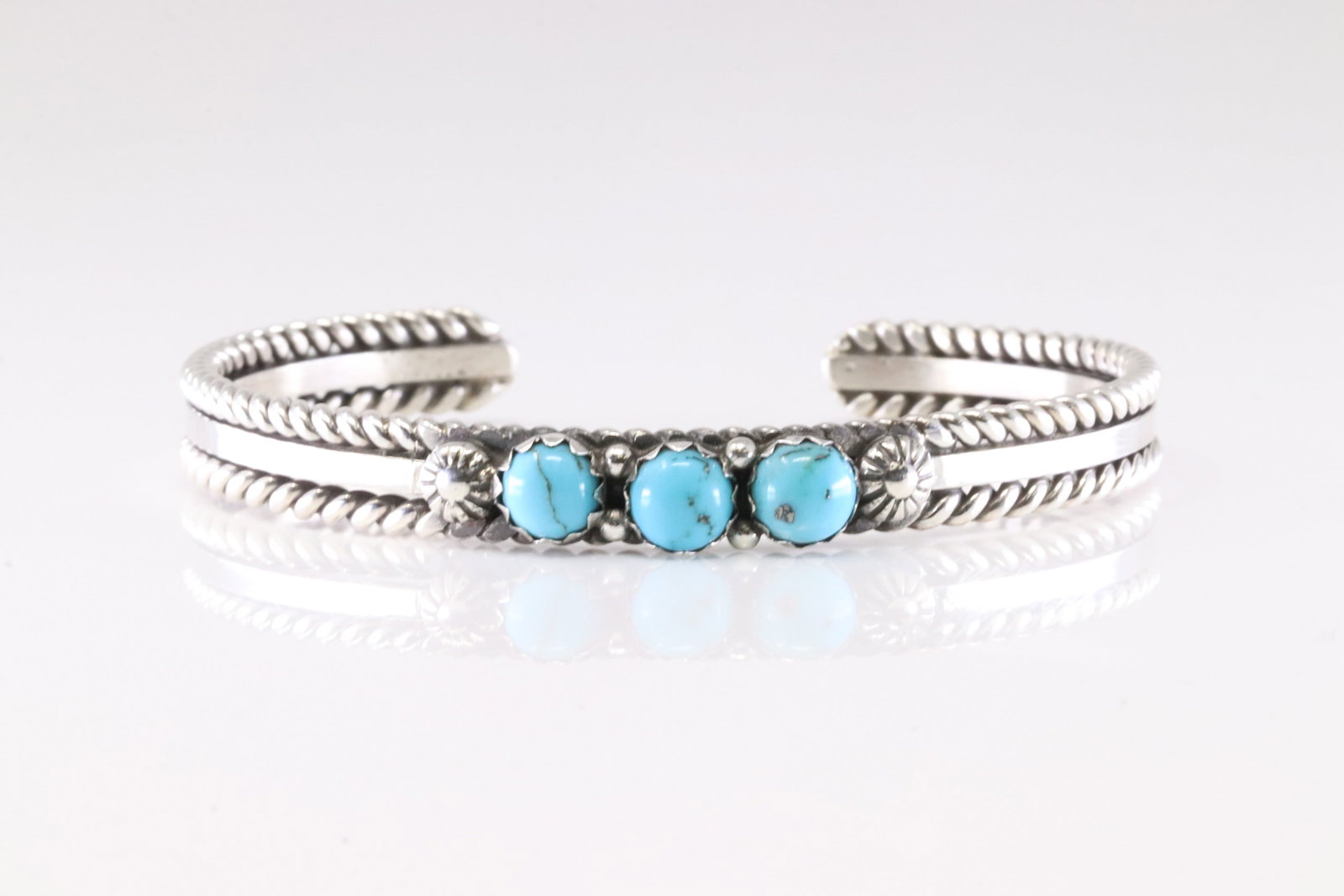 Native America Navajo Sterling Silver Turquoise Bracelet Cuff By R.King. (1 of 4)