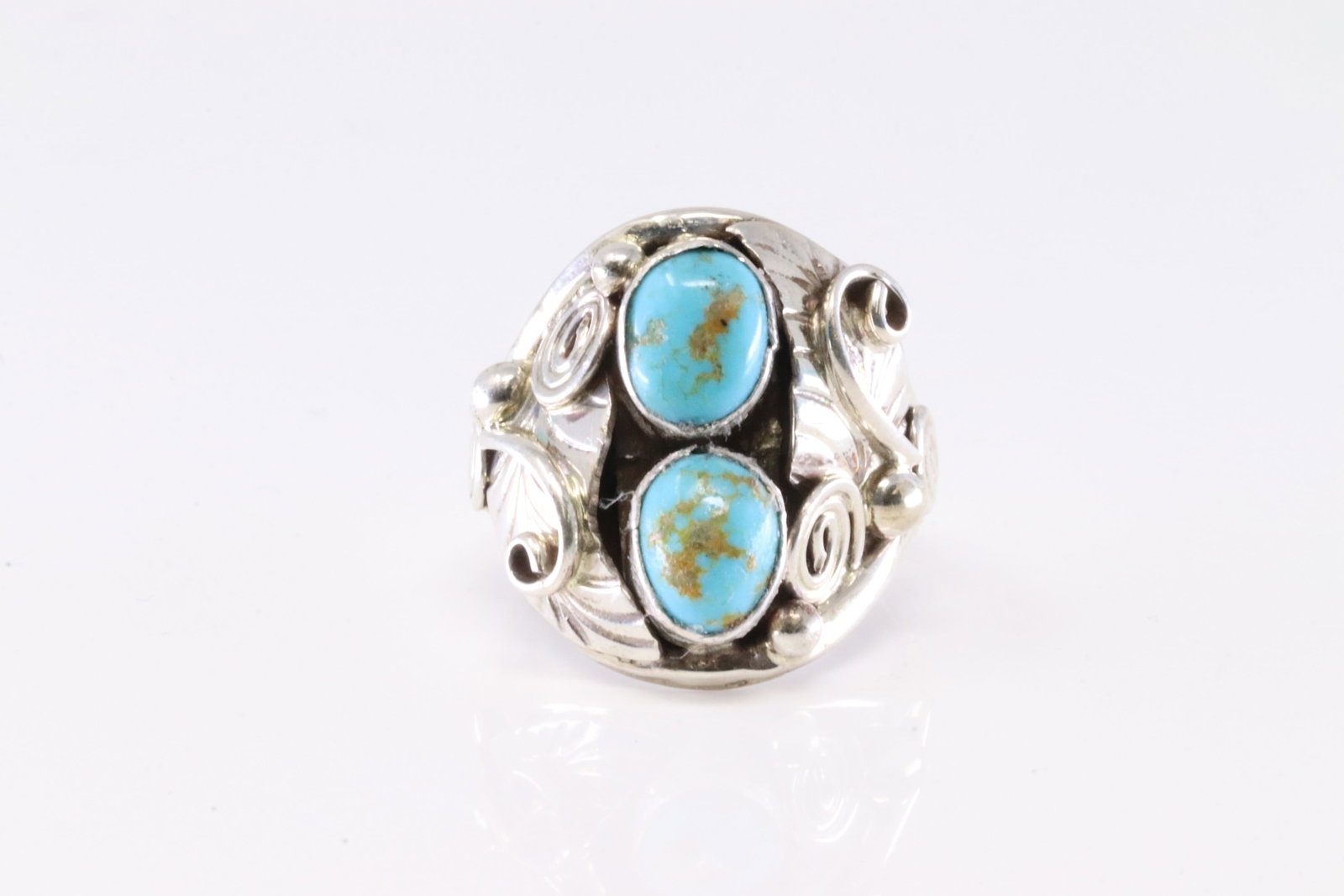 Native America Navajo Sterling Silver Turquoise Ring By B. (1 of 4)
