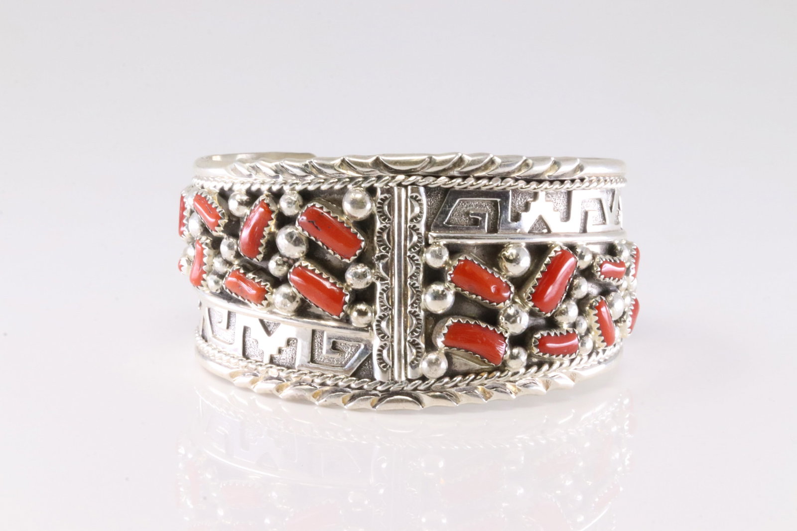 Native America Navajo Sterling Silver Coral Bracelet Cuff By Ronnie Spencer. (1 of 4)