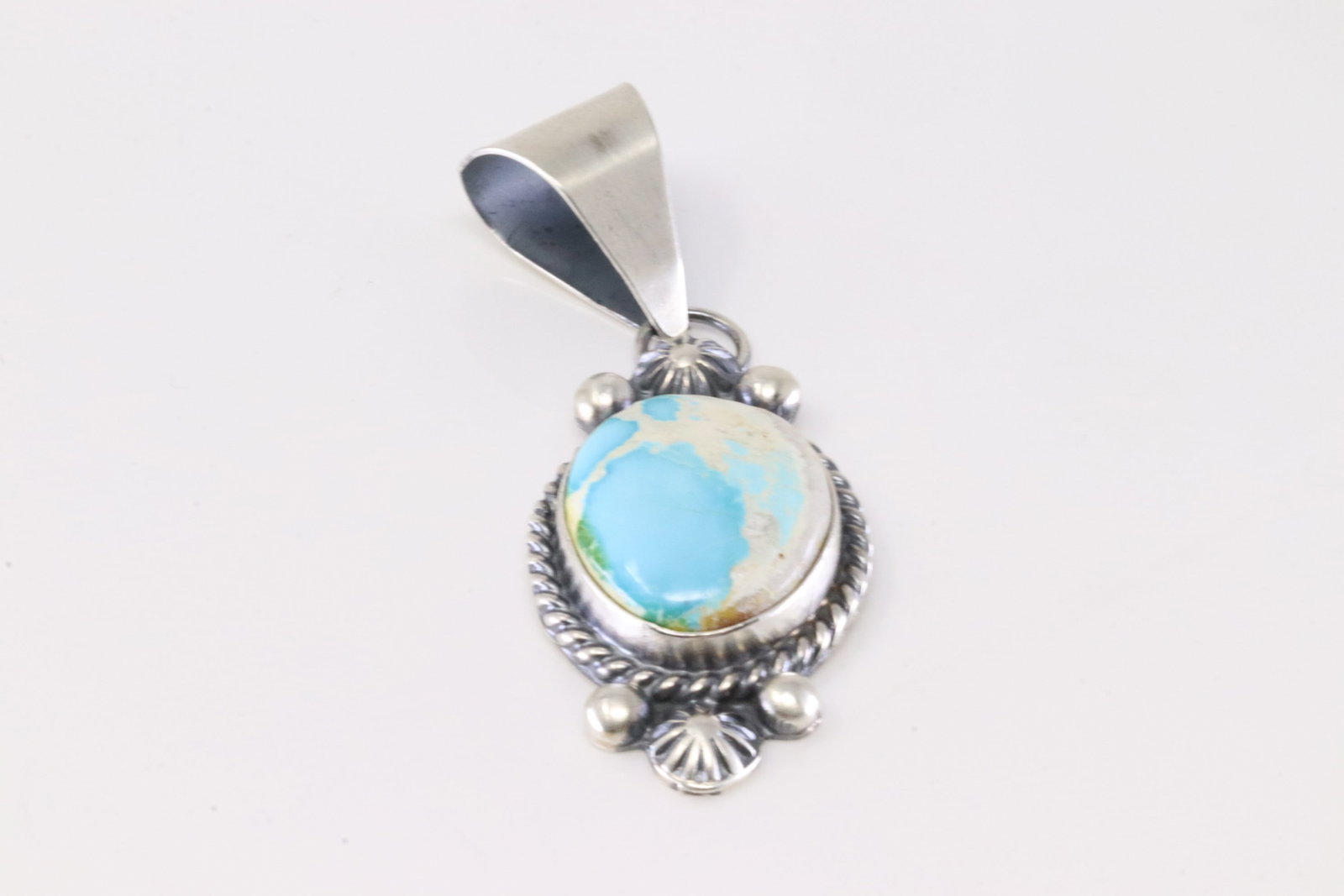 Native America Navajo Sterling Silver Sonora Gold Turquoise Pendant By MB.: This is a Native America Navajo Sterling Silver Sonora Gold Turquoise Pendant By MB. Stamp MB.