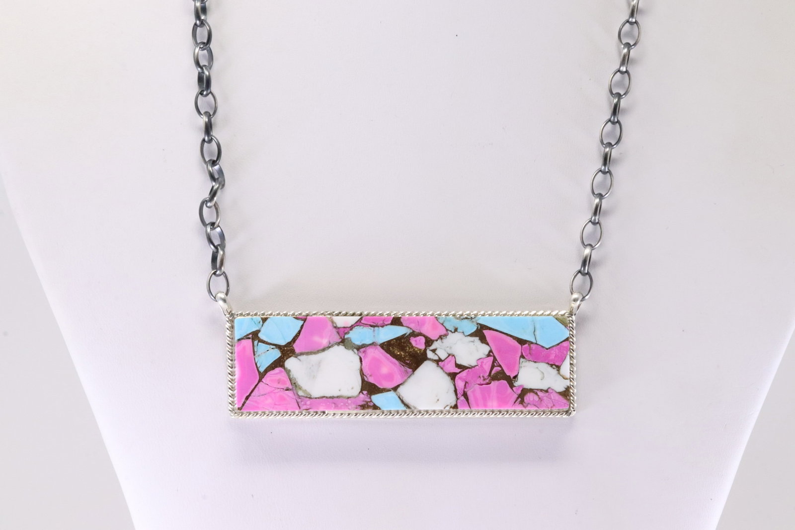 Native America Navajo Sterling Silver Cotton Candy Necklace By BE.: This is a Native America Navajo Sterling Silver Cotton Candy Necklace By BE. Stamp BE. Necklace Length: 16.00.