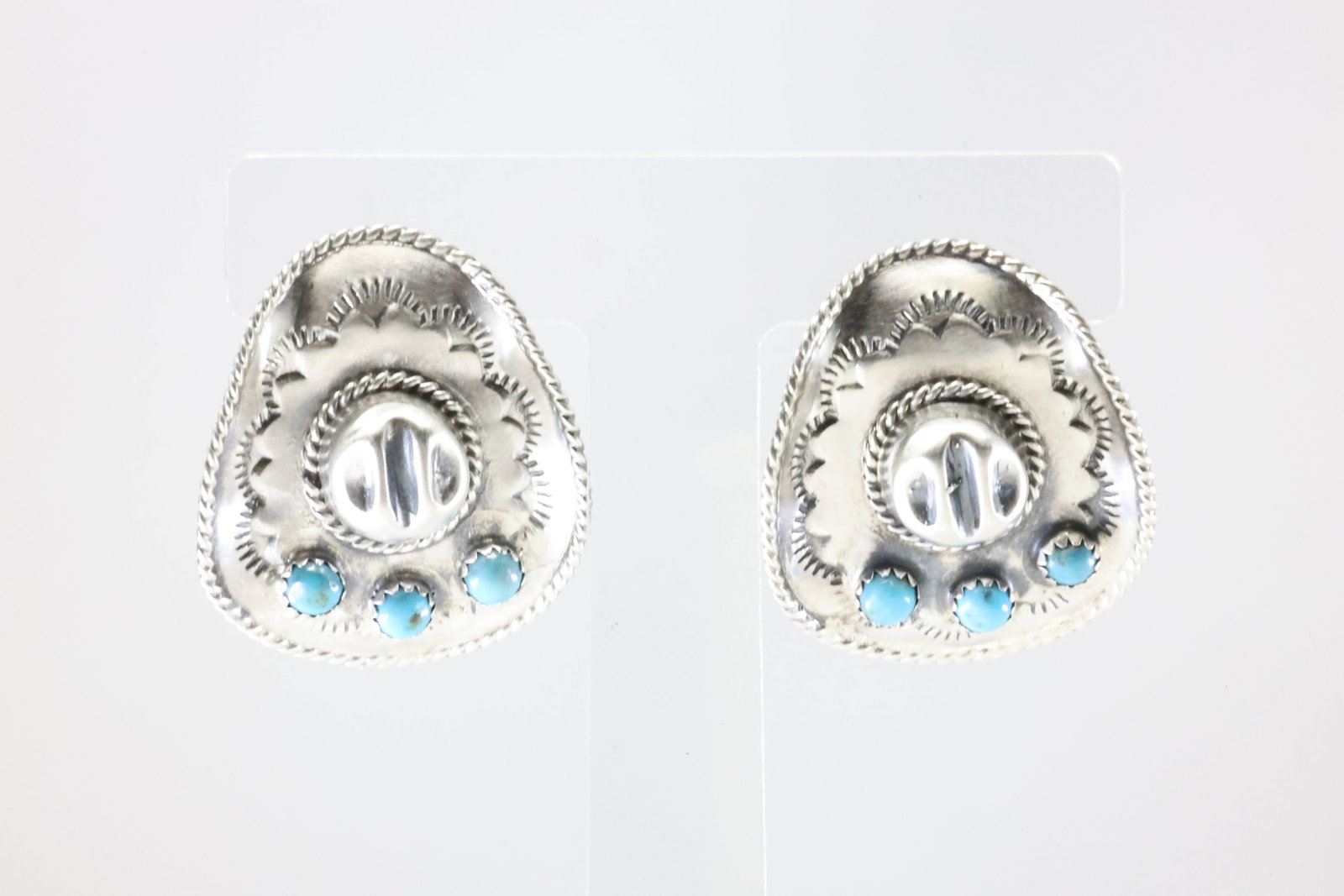 Native America Navajo Sterling Silver Turquoise Cowboy Hat Post Earring's By Bobby Platero.: This is a Native America Navajo Sterling Silver Turquoise Cowboy Hat Post Earring's By Bobby Platero. Stamp By R.B Company.