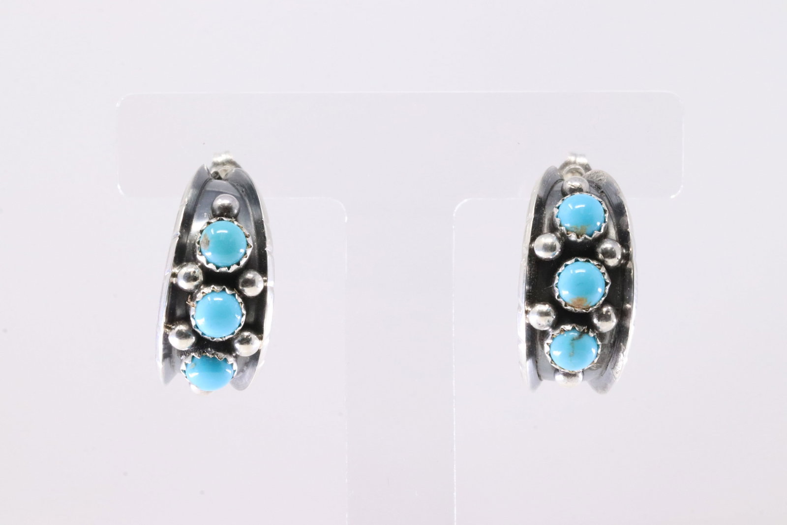 Native America Navajo Sterling Silver Kingman Turquoise Post Hoop Earring's By Reed Charley.: This is a Native America Navajo Sterling Silver Kingman Turquoise Post Hoop Earring's By Reed Charley. Stamp RC.