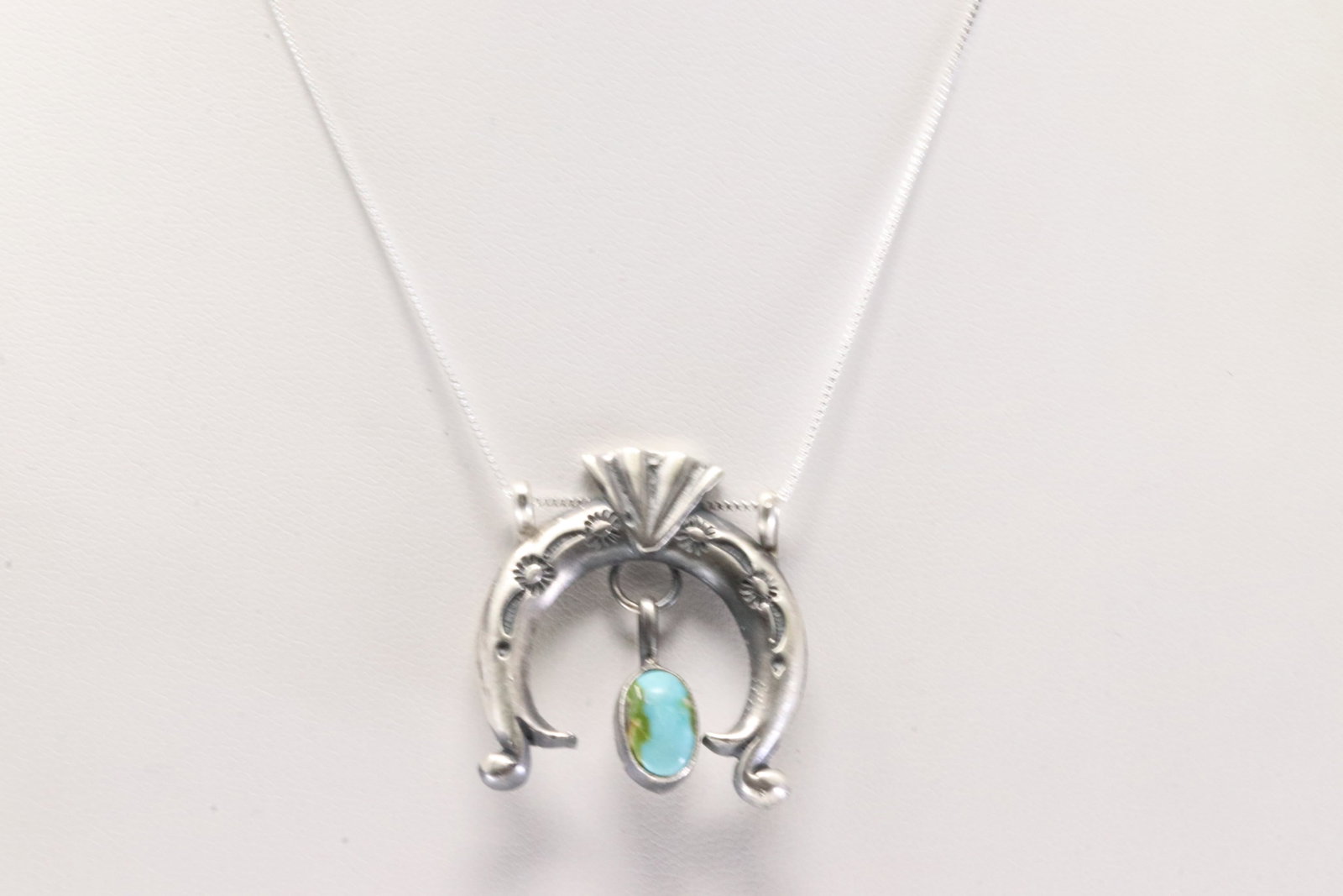 America Sterling Silver Sonora Gold Turquoise Pendant With A 925 Necklace.: This is a America Sterling Silver Sonora Gold Turquoise Pendant With A 925 Necklace. Necklace Length: 16.00.
