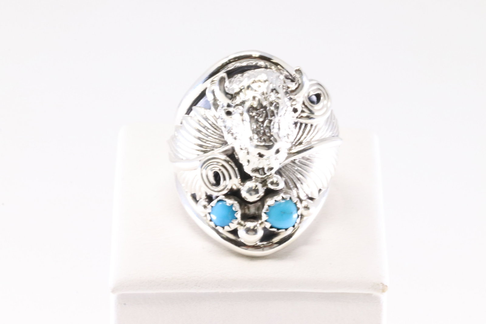 Native America Navajo Sterling Silver Turquoise Buffalo Casted Ring By Darrell Morgan.: This is a Native America Navajo Sterling Silver Turquoise Buffalo Casted Ring By Darrell Morgan. Stamp DM. Ring Size: 9.25.
