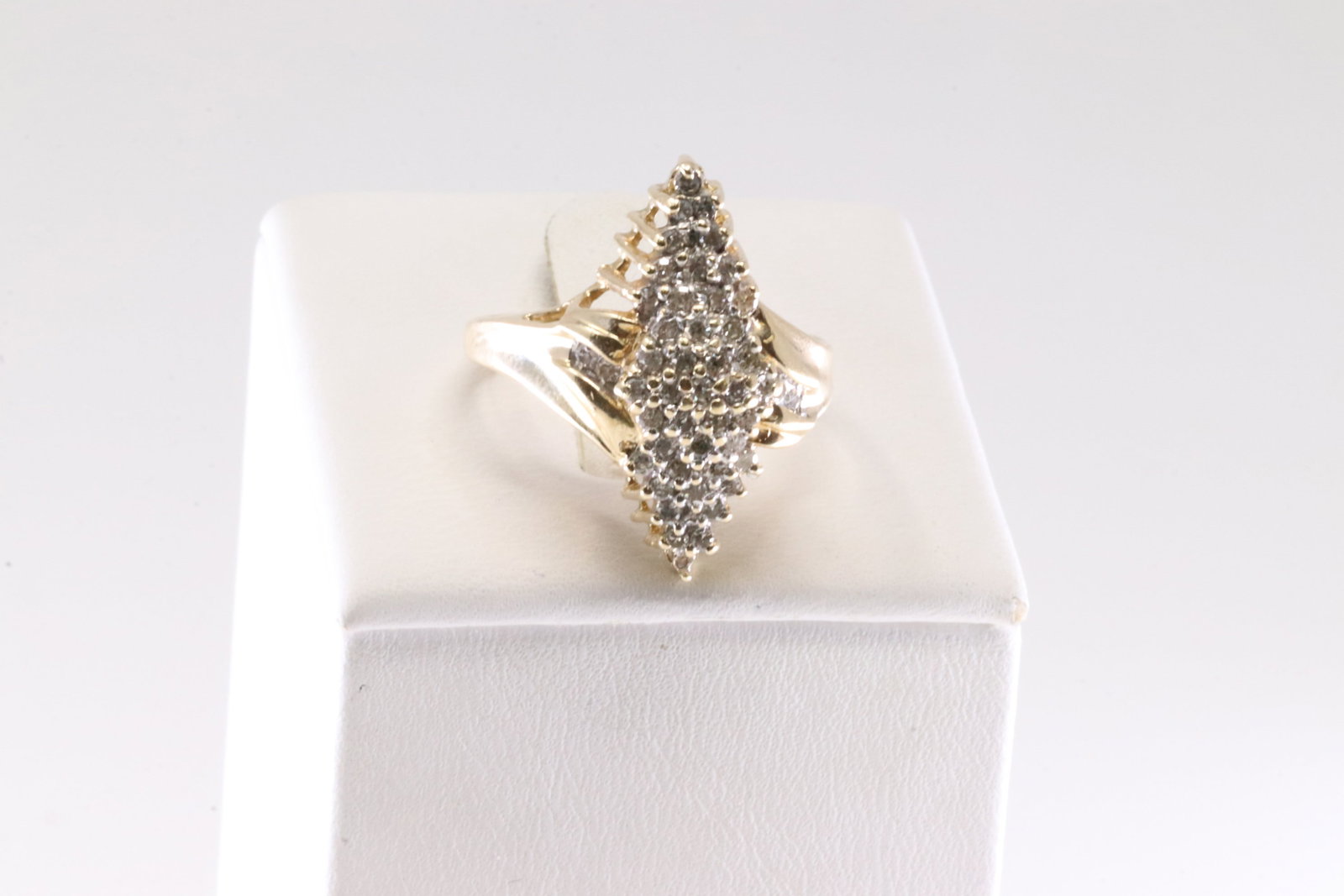 Diamond Ring 14Kt. - 3