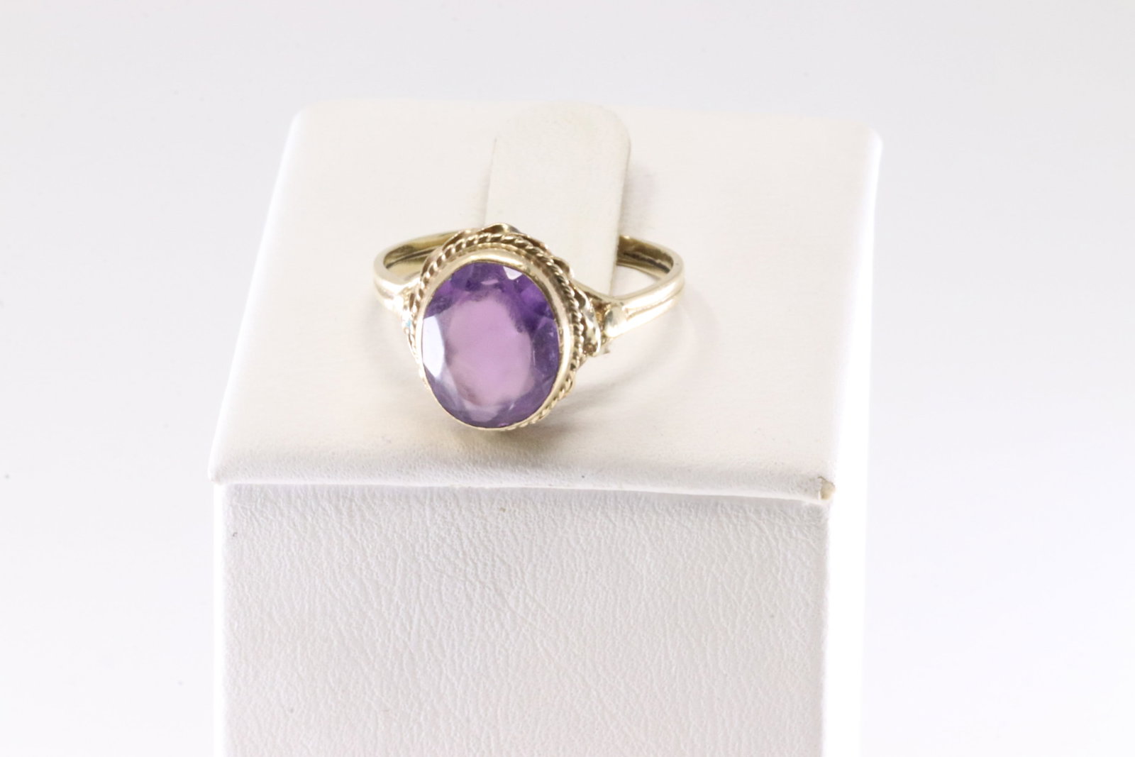 Amethyst Ring 14Kt. - 2