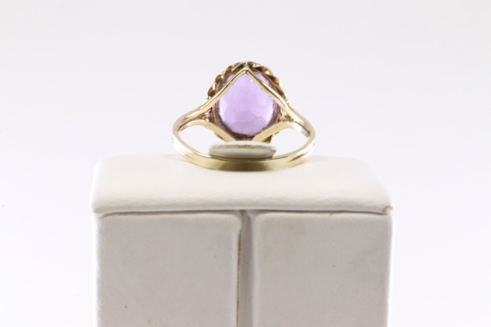 Amethyst Ring 14Kt. - 4