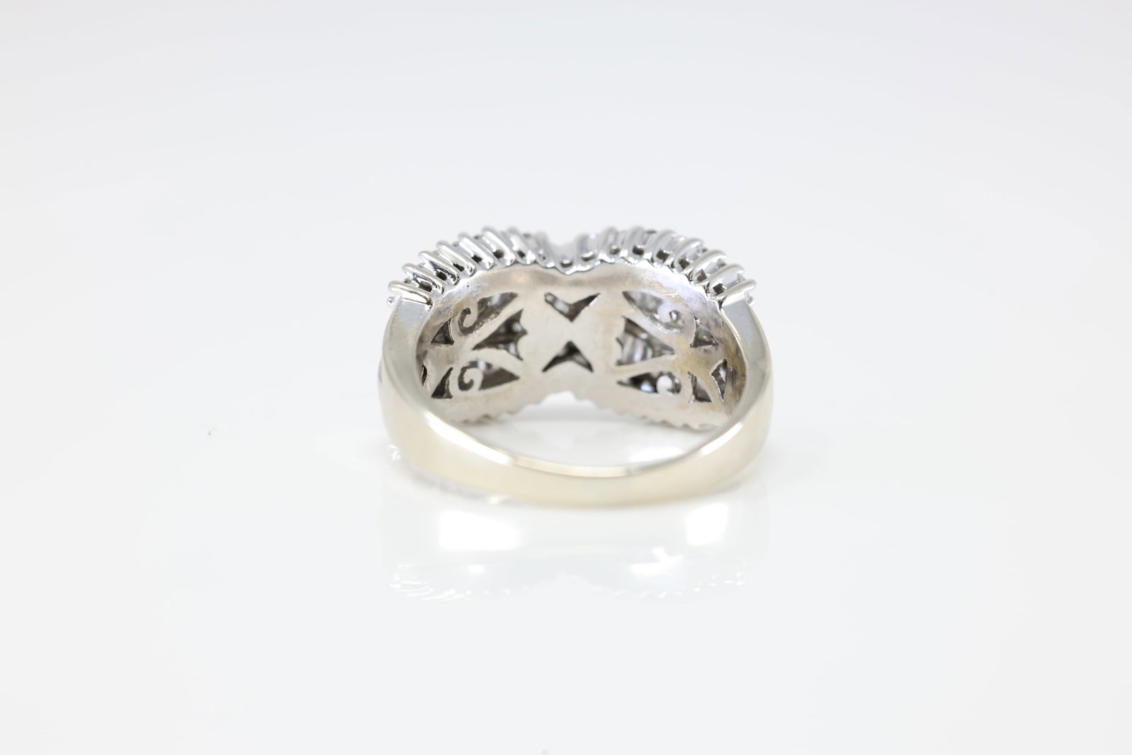 Diamond Ring 14Kt. - 4