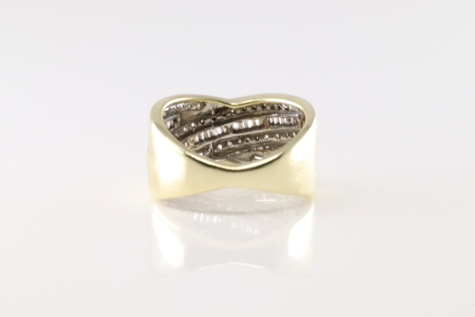 Diamond Ring 10kt. - 4
