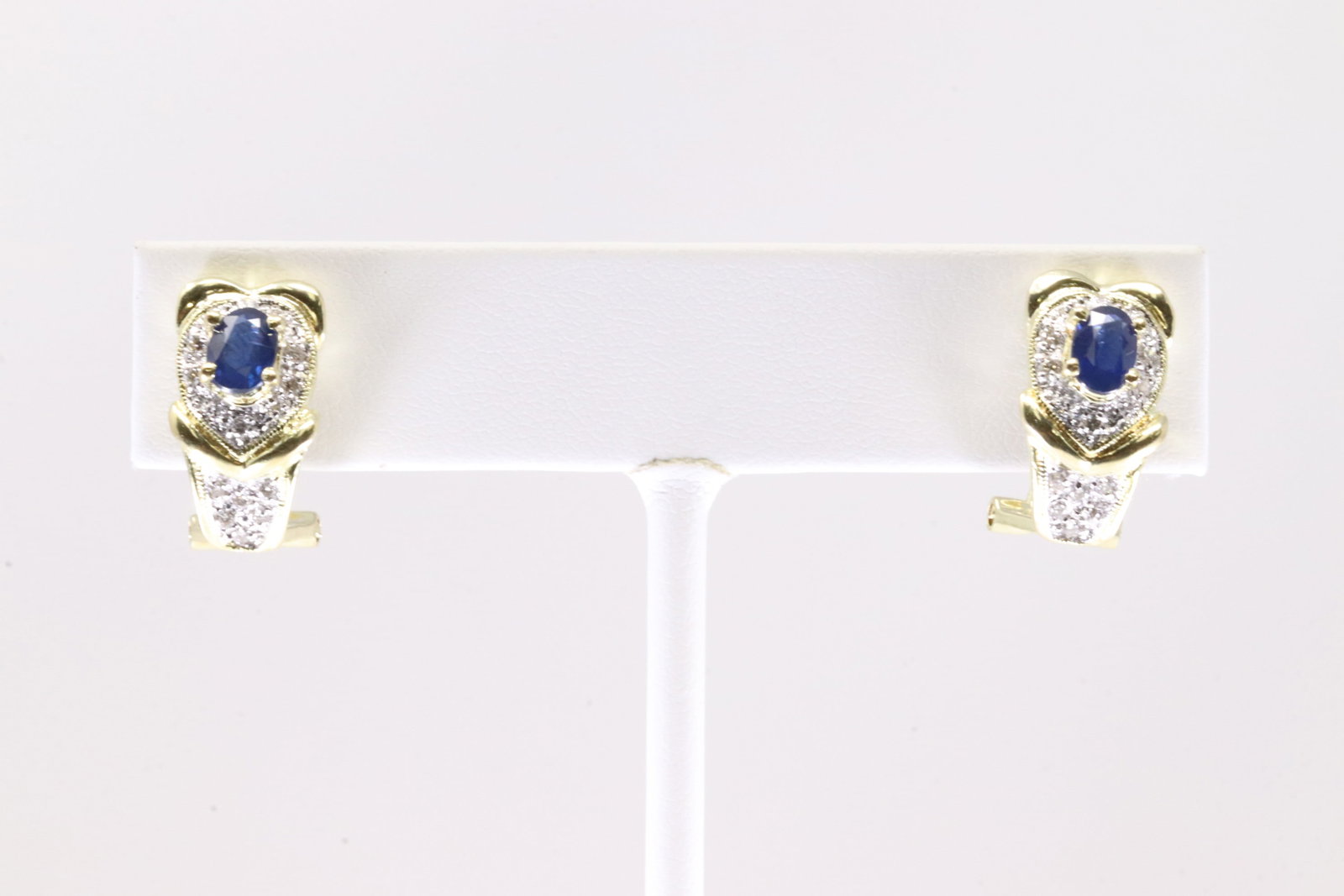 Sapphire & Diamond French Clip Earring 14Kt.: Ladies 14Kt Yellow Gold Sapphire & Diamond French Clip Earring. This Elegant Ring has Blue Sapphire Gemstones & Round Sparkling Diamonds. Total Weight: 6.09 Grams.