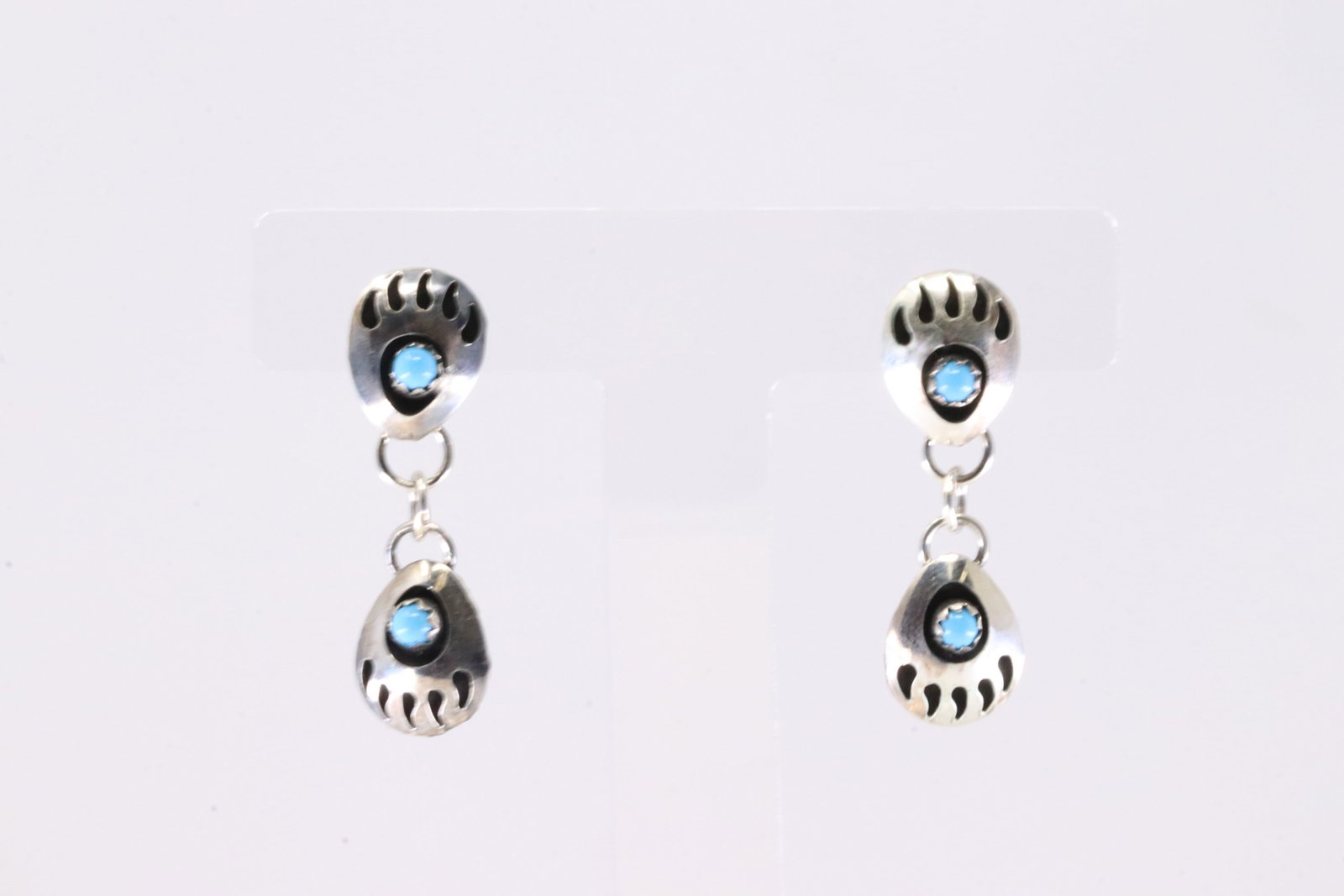 America Sterling Silver Turquoise Bear Paw Post / Dangling Earring's.: This is a America Sterling Silver Turquoise Bear Paw Post / Dangling Earring's.