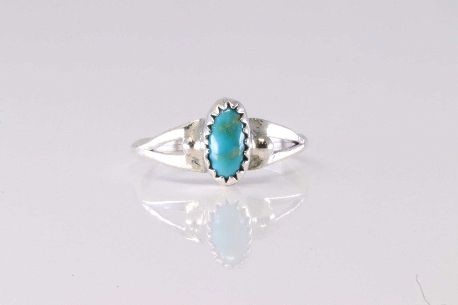 America Sterling Silver Turquoise Ring. (1 of 3)