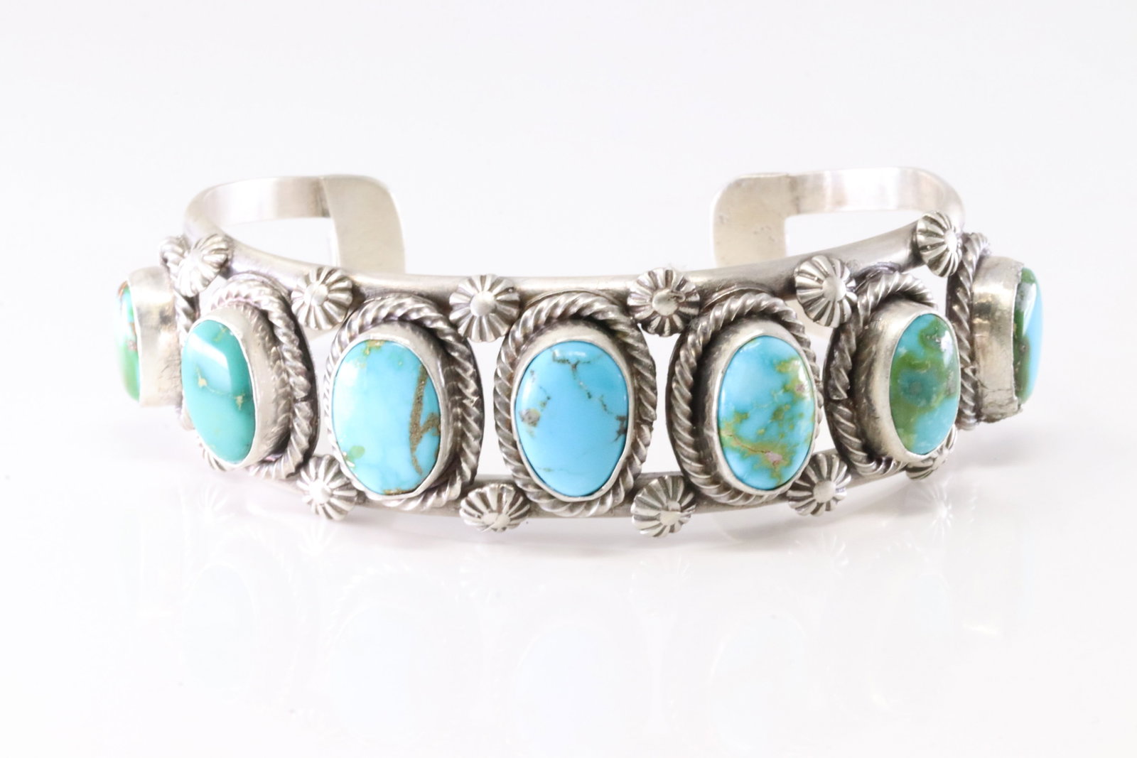 Native America Navajo Sterling Silver Sonora Gold Turquoise Bracelet Cuff By James Morris.: This is a Native America Navajo Sterling Silver Sonora Gold Turquoise Bracelet Cuff By James Morris. Stamp M.