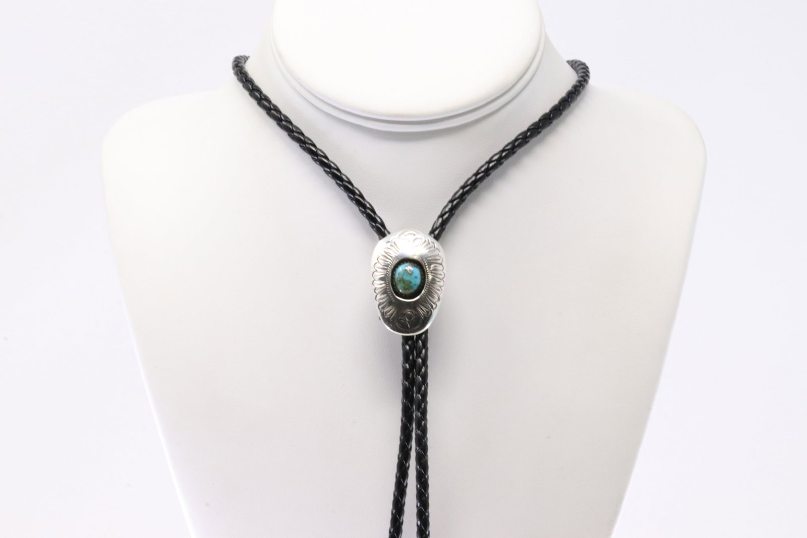 America Sterling Silver Turquoise Bolo Tie Necklace.: This is a America Sterling Silver Turquoise Bolo Tie Necklace. Necklace Length: 44.00.