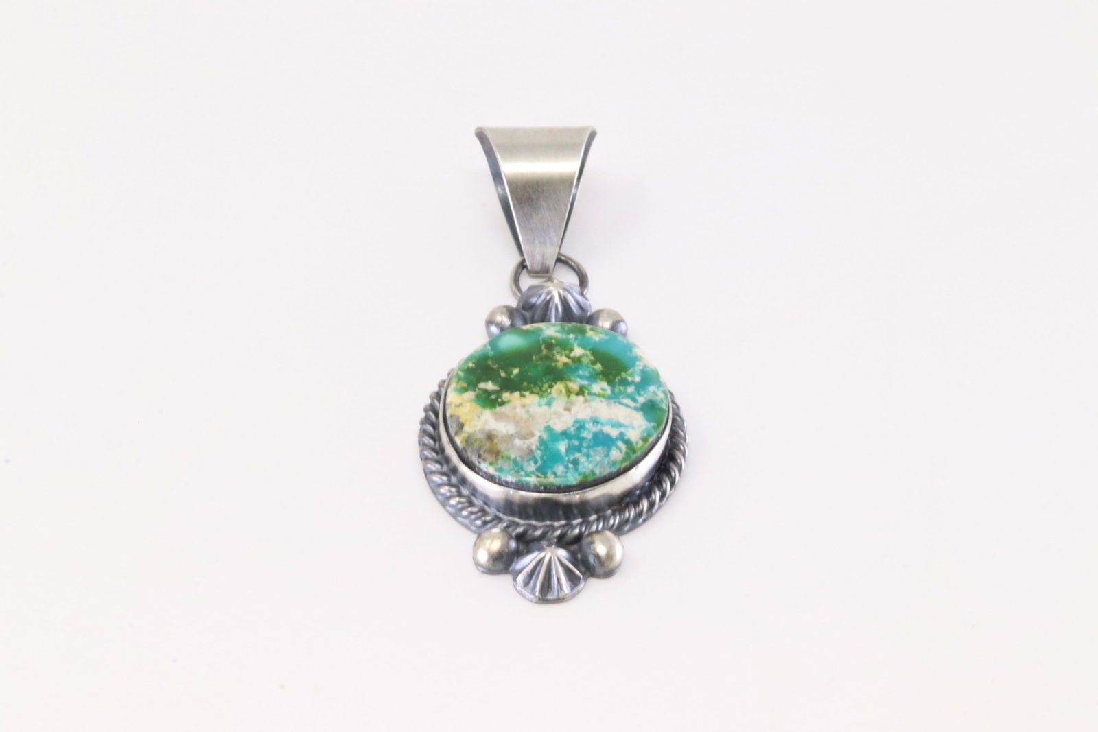 Native America Navajo Sterling Silver Sonora Gold Turquoise Pendant By MB.: This is a Native America Navajo Sterling Silver Sonora Gold Turquoise Pendant By MB. Stamp MB.