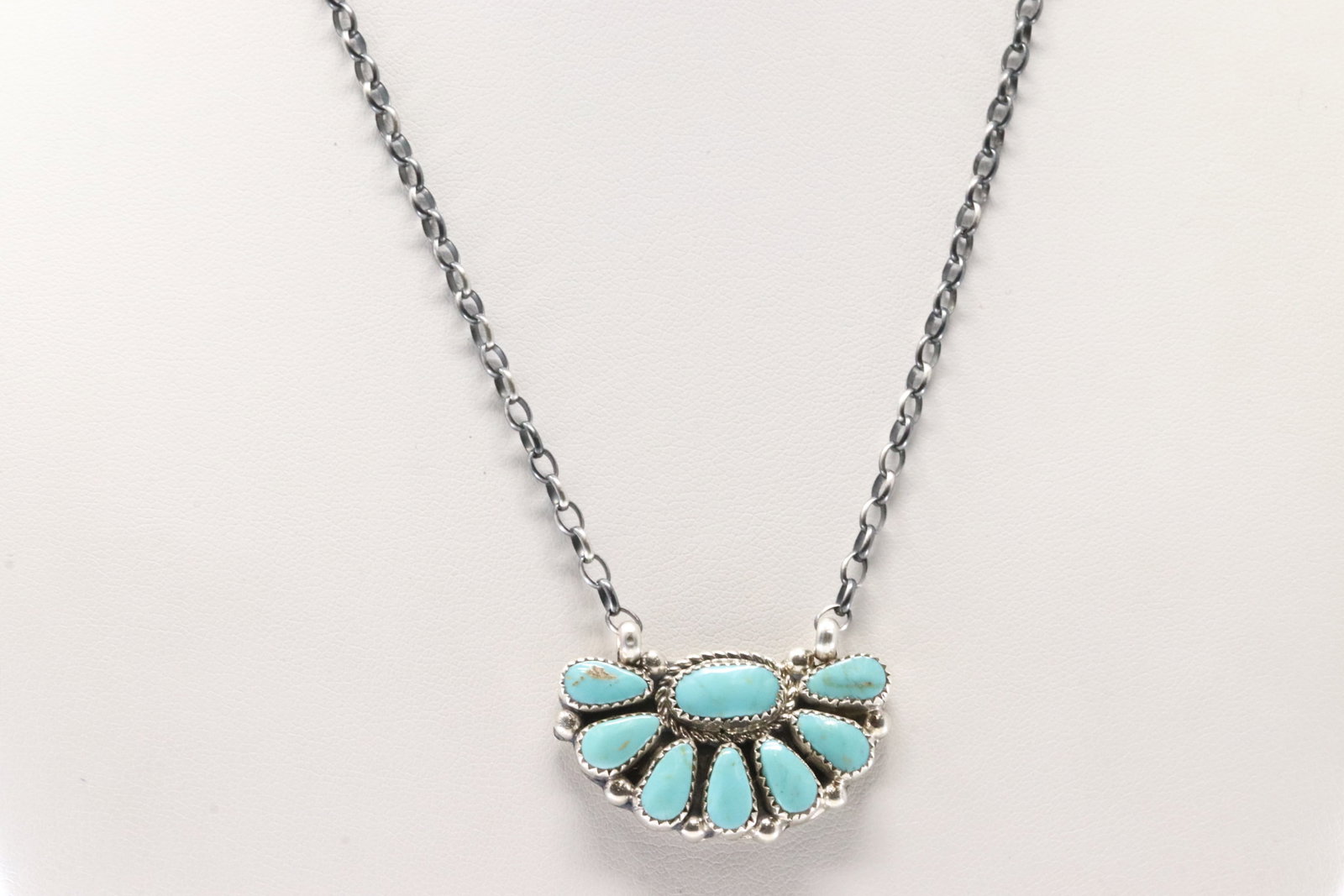 Native America Zuni Sterling Silver Kingman Turquoise Necklace By Alicia Wilson.: This is a Native America Zuni Sterling Silver Kingman Turquoise Necklace By Alicia Wilson. Stamp AJW. Necklace Length: 16.00.