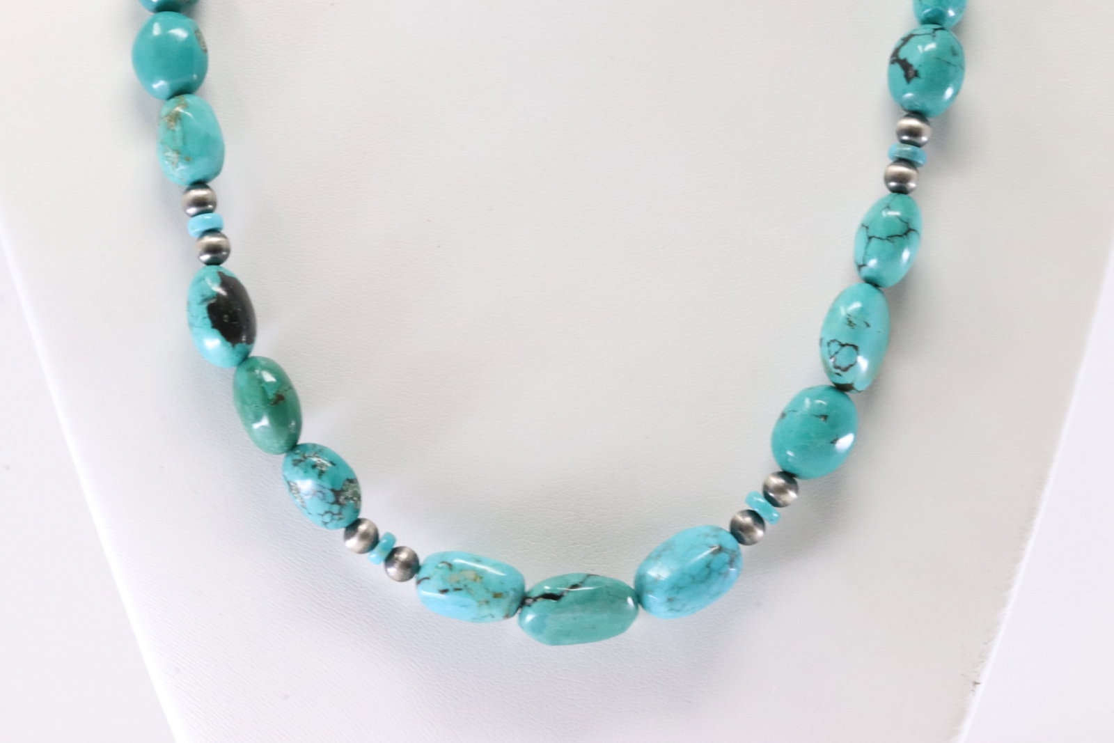 America Sterling Silver Pearl Beaded Turquoise Necklace.: This is a America Sterling Silver Pearl Beaded Turquoise Necklace. Necklace Length: 20.00.