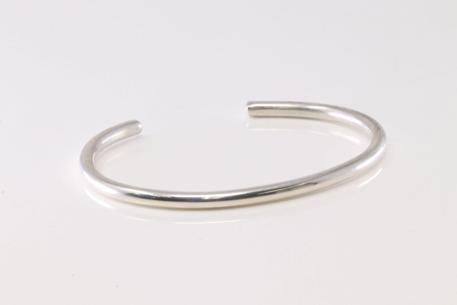 America Sterling Silver Solid Bracelet Cuff. - 2