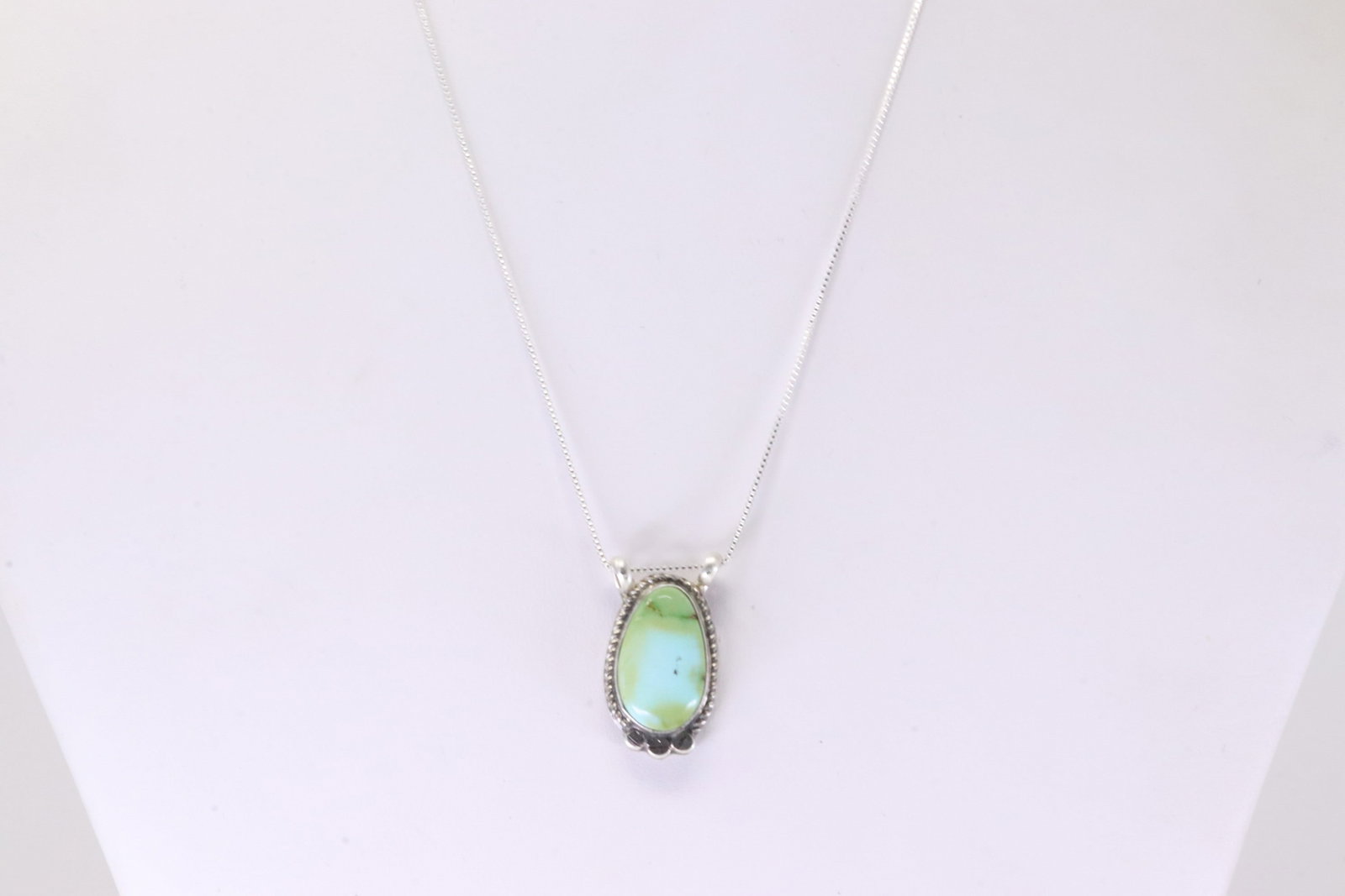 America Sterling Silver Sonora Gold Turquoise Pendant With A 925 Necklace.: This is a America Sterling Silver Sonora Gold Turquoise Pendant With A 925 Necklace. Necklace Length: 16.00.