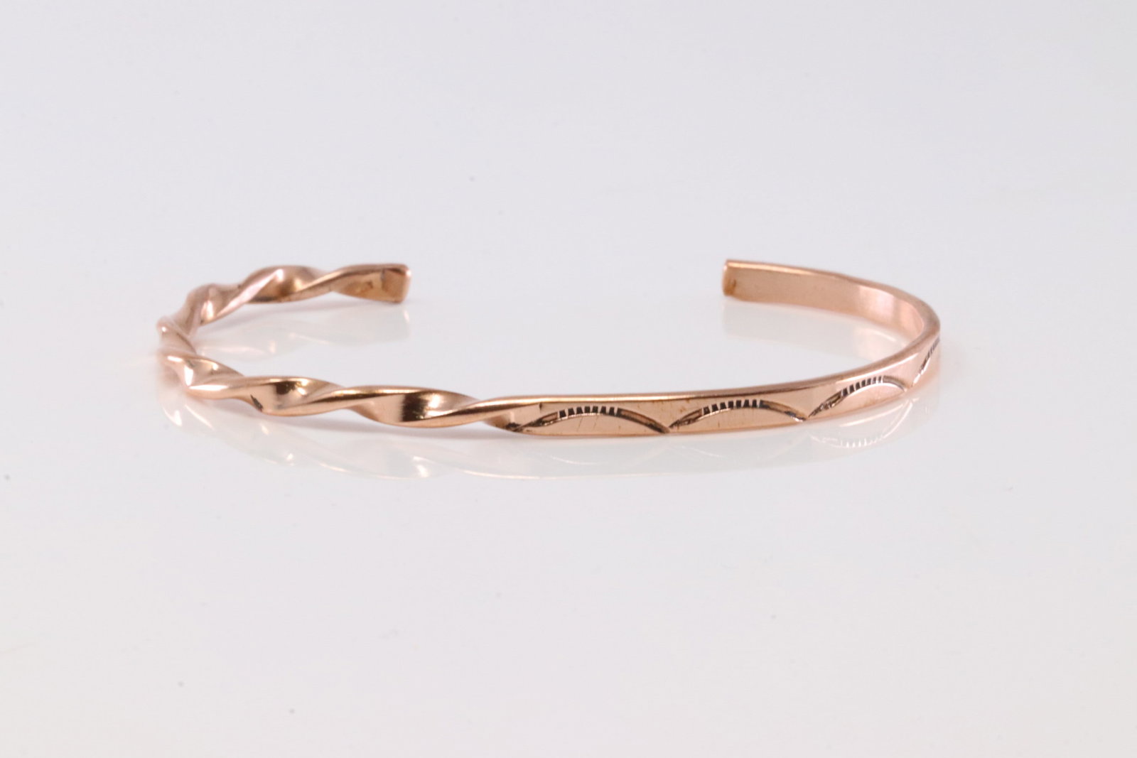 America Navajo Copper Bracelet Cuff.: This is a America Navajo Copper Bracelet Cuff.