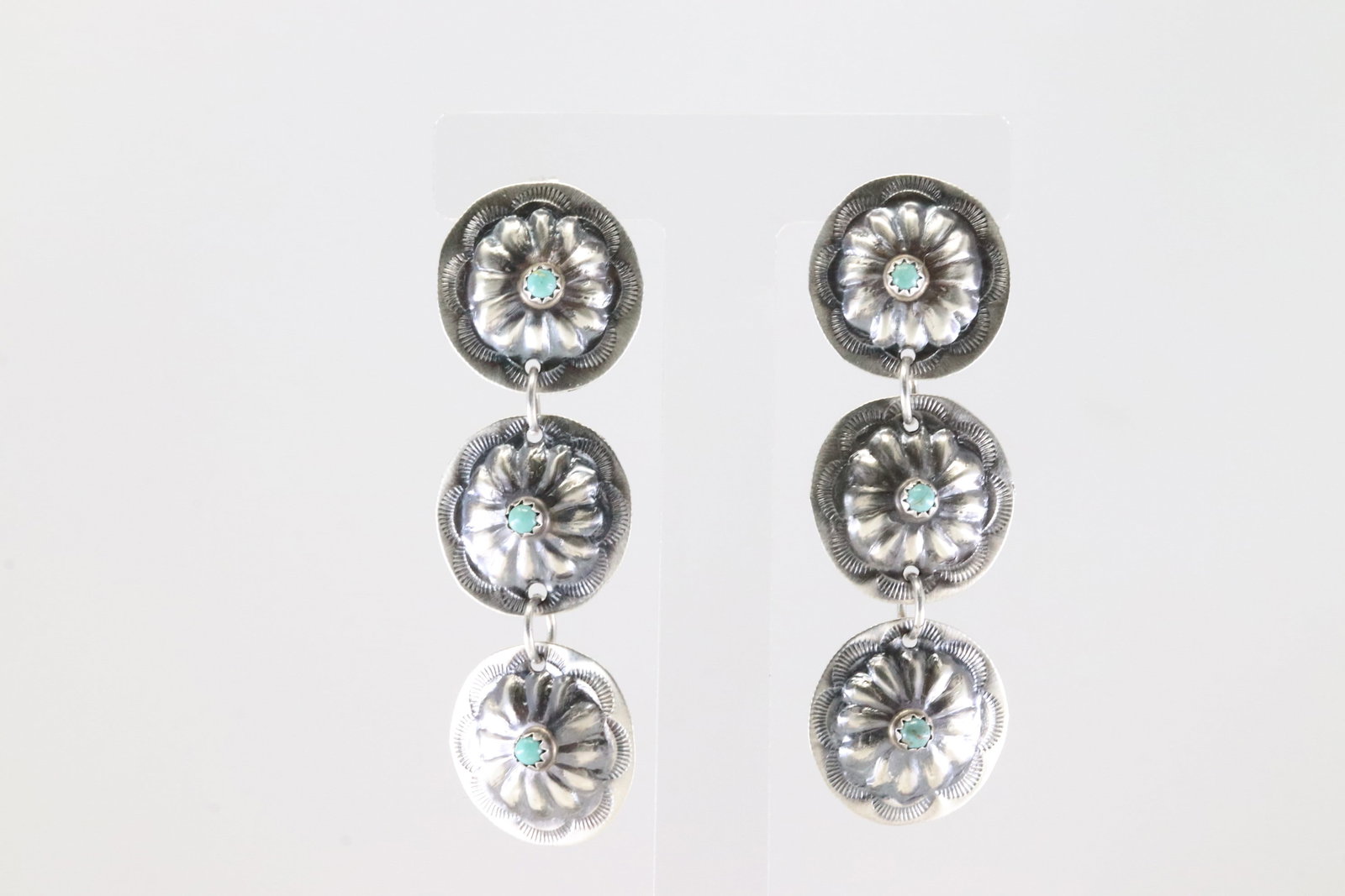 Native America Zuni Sterling Silver Turquoise Inlay Heart Dangling Earring's By Velda Nastacio.: This is a Native America Zuni Sterling Silver Turquoise Inlay Heart Dangling Earring's By Velda Nastacio. Stamp RVN.