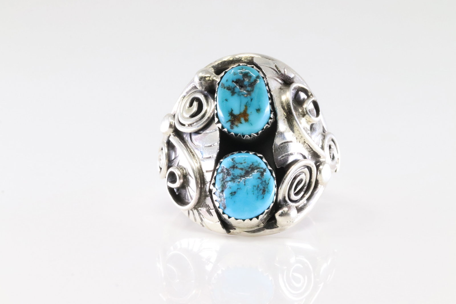 Native America Navajo Sterling Silver Turquoise Bracelet Cuff By A.C.: This is a Native America Navajo Sterling Silver Kingman Turquoise Bracelet Cuff By A.C. Stamp AC.