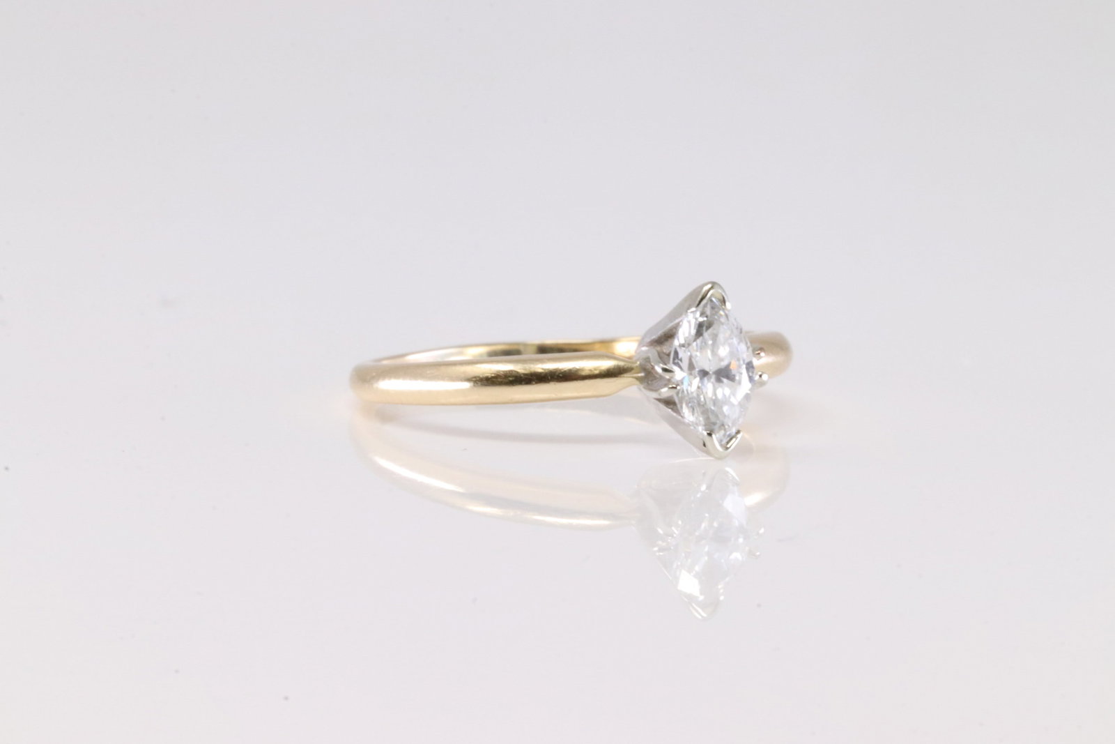 Diamond Ring 14Kt. - 2