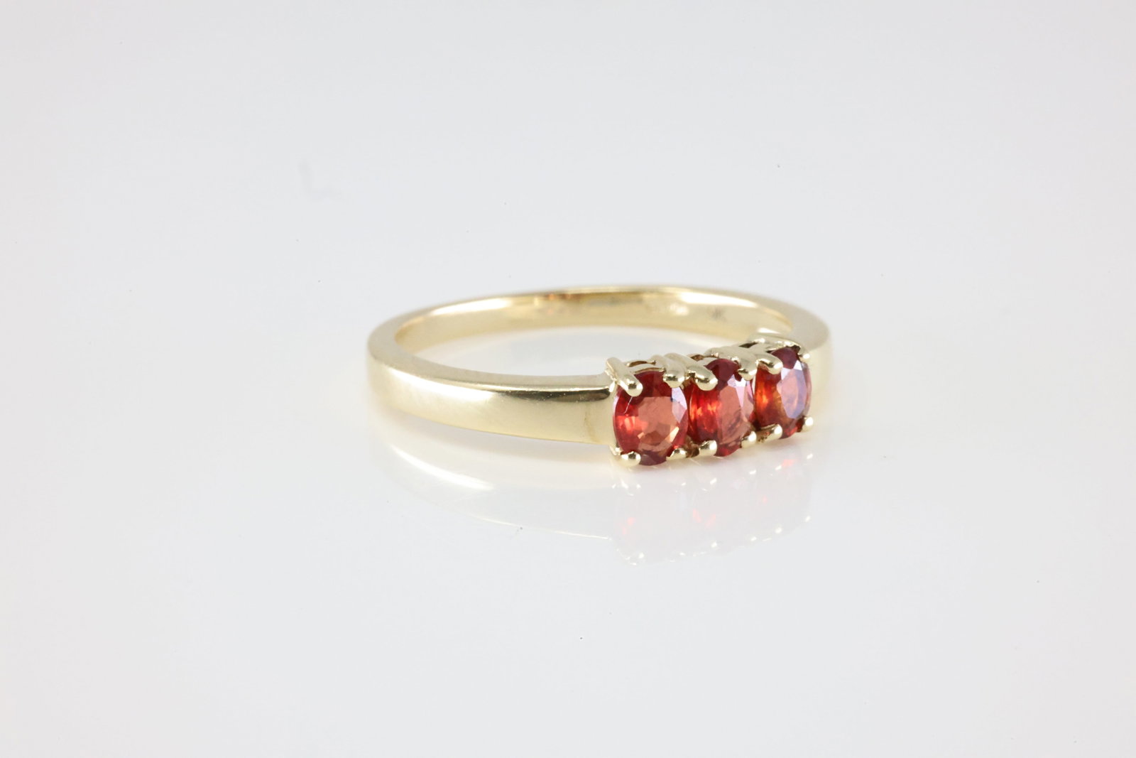 Vintage Ruby Ring 9Kt. - 2