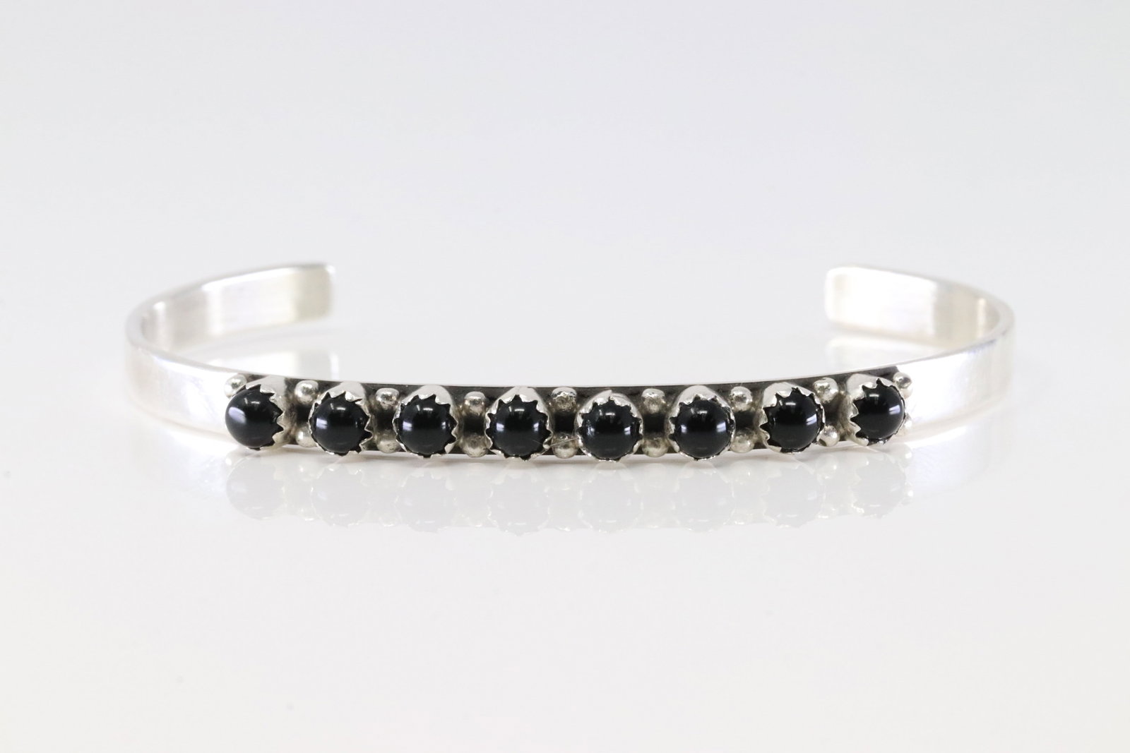Native America Navajo Sterling Silver Black Onyx Bracelet Cuff By GP.SRY.: This is a Native America Navajo Sterling Silver Black Onyx Bracelet Cuff By GP.SRY. Stamp GP.